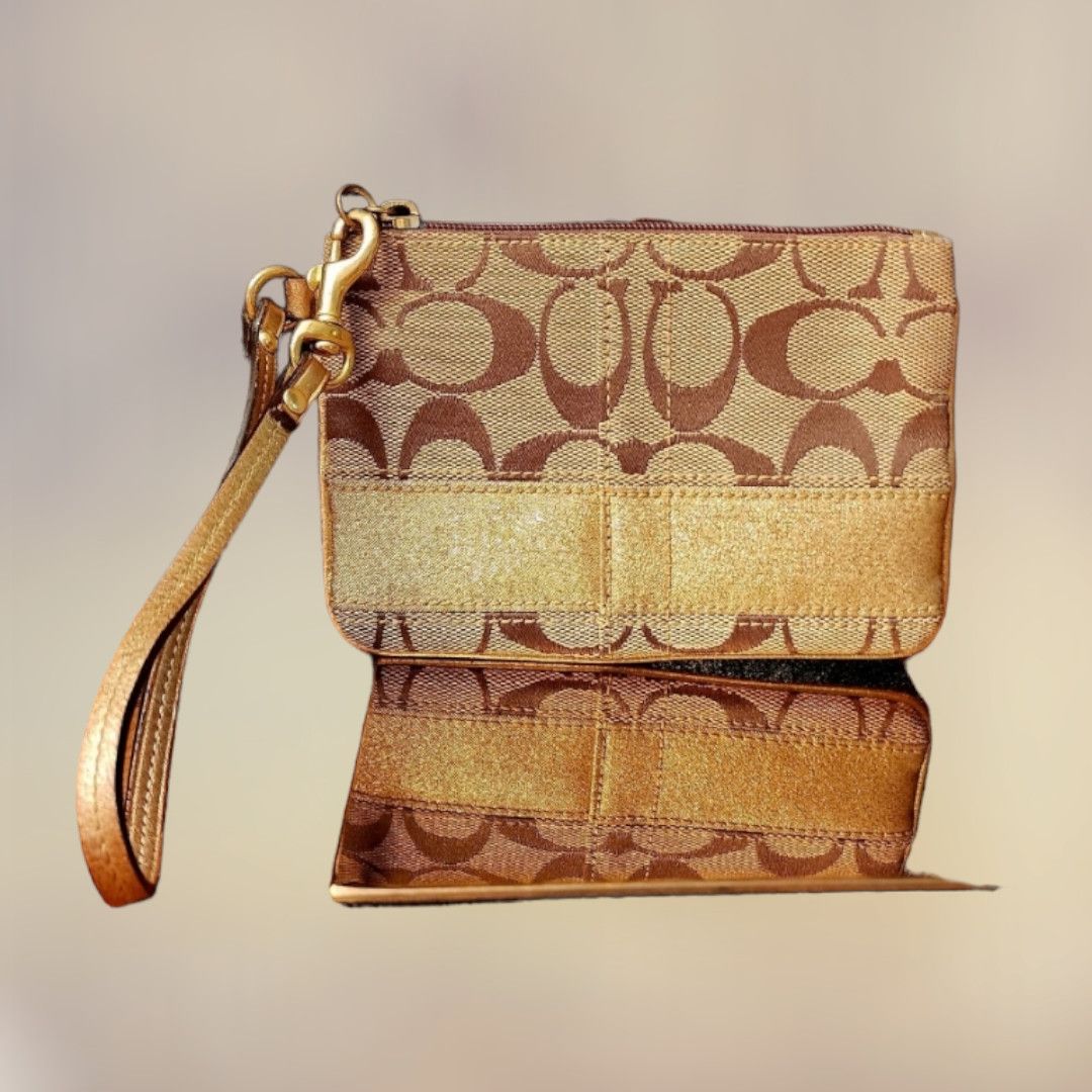 Coach Coach Brown Signature Wristlet Coin Purse Size ONE SIZE - 1 Thumbnail