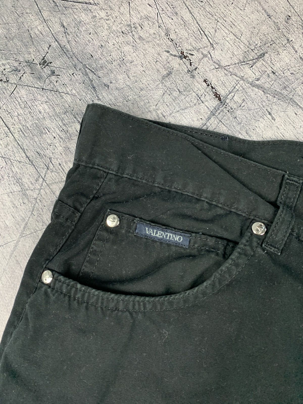 Valentino Designer Valentino Men’s Vintage Straight Jeans Sz 34 Black Size US 34 / EU 50 - 9 Thumbnail