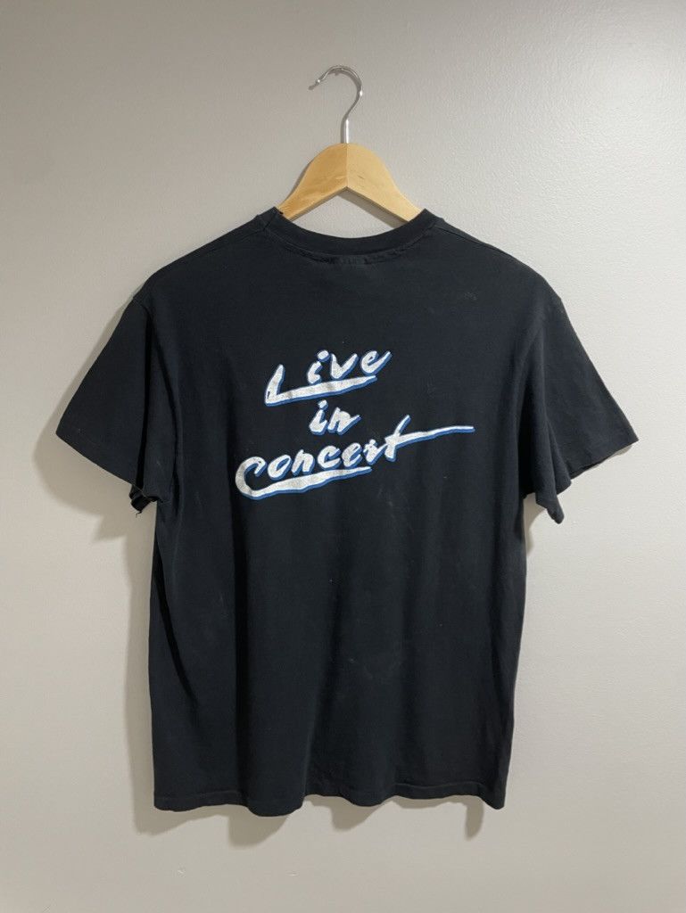 Vintage Vintage Moody Blues Live in Concert 1986 Band T-Shirt Size US M / EU 48-50 / 2 - 7 Thumbnail
