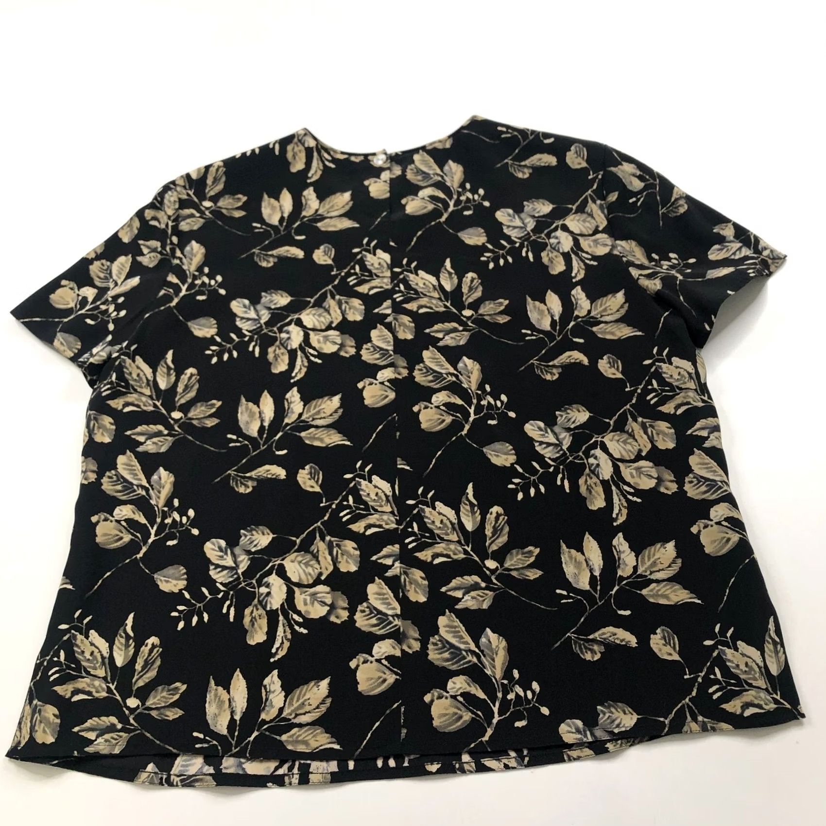 Vintage Due Per Due 14 Womens Pullover Blouse Black Silk Geometric Short Sleeve Round Neck 100% Pullover Top Shirt Size XL / US 12-14 / IT 48-50 - 6 Thumbnail