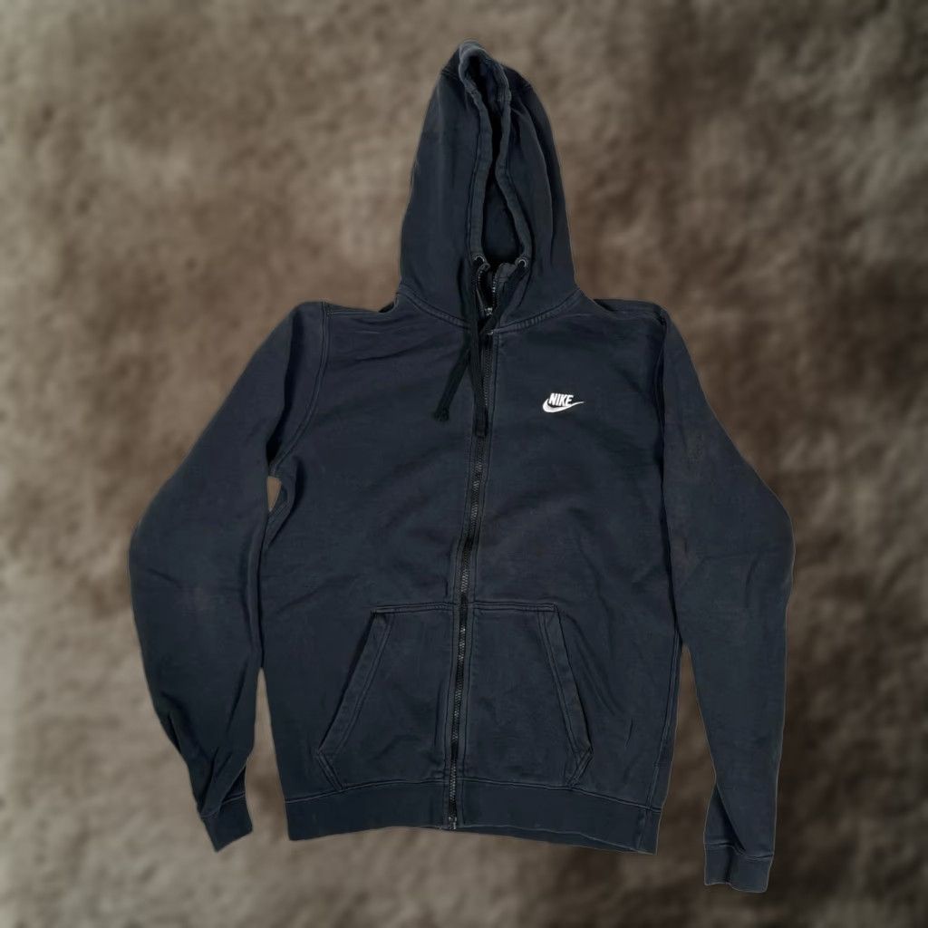 Nike VTG Nike Hoodie Black M Full Zip Fleece Logo Swoosh Sweatshirt Hooded Pockets Zipper All Seasons Women’s M (adjusted per rules) Size M / US 6-8 / IT 42-44 - 1 Thumbnail