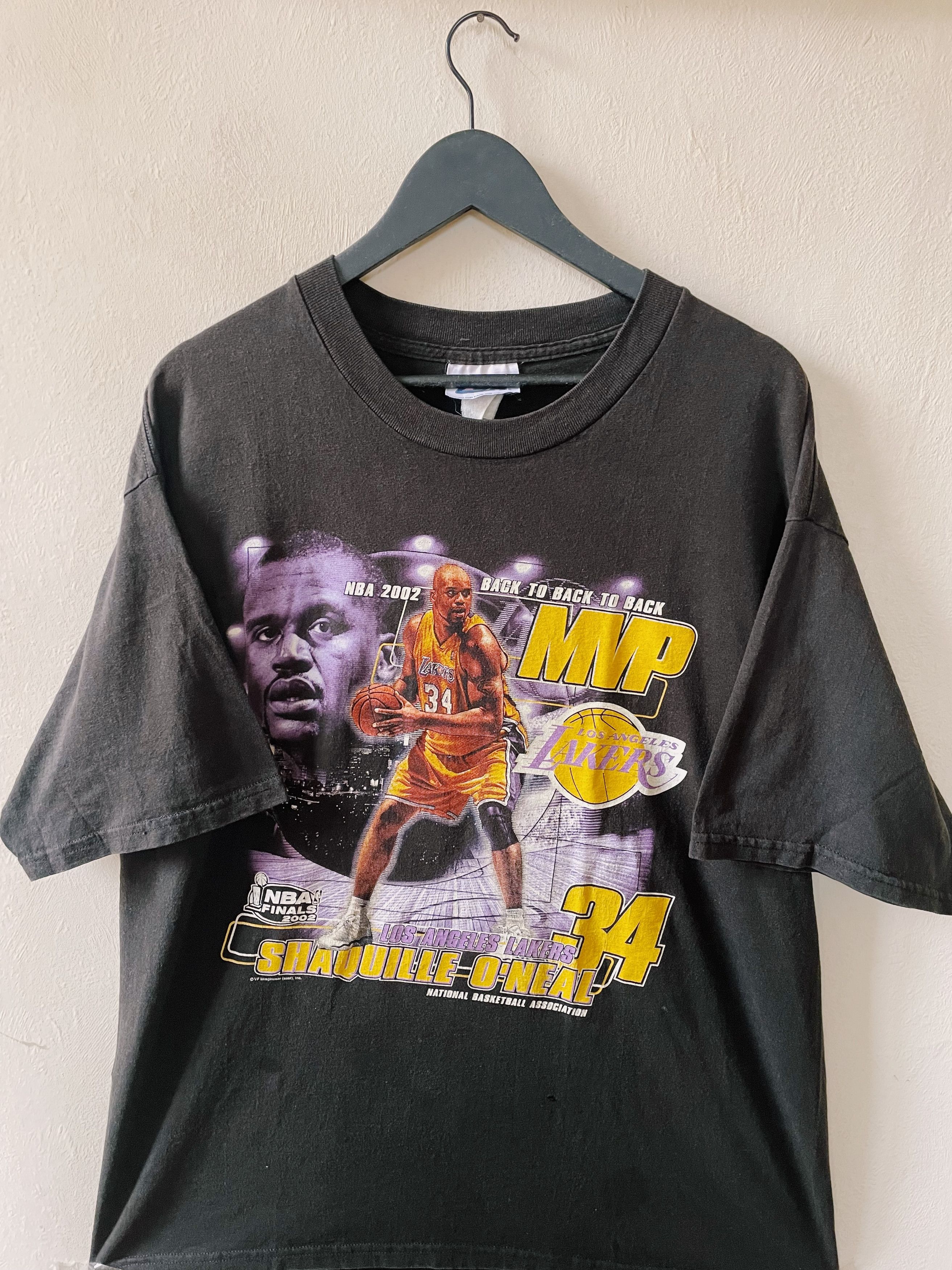 NBA Vintage 2002 NBA Finals MVP Shaquille O'Neal T-shirt Size US XL / EU 56 / 4 - 1 Thumbnail