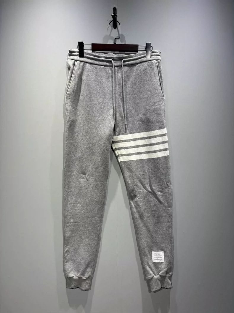 Thom Browne Thom Browne Loose knit tracksuit pants Size US 40 / EU 56 - 1 Thumbnail