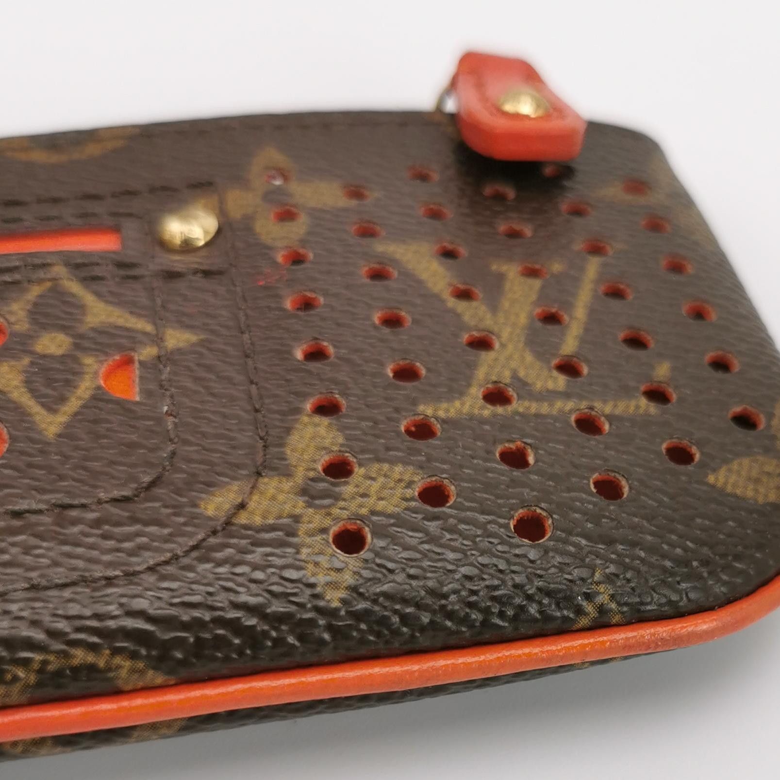 Louis Vuitton Louis Vuitton (LV) Monogram Print Hollow Zipper Coin Purse Size ONE SIZE - 8 Thumbnail
