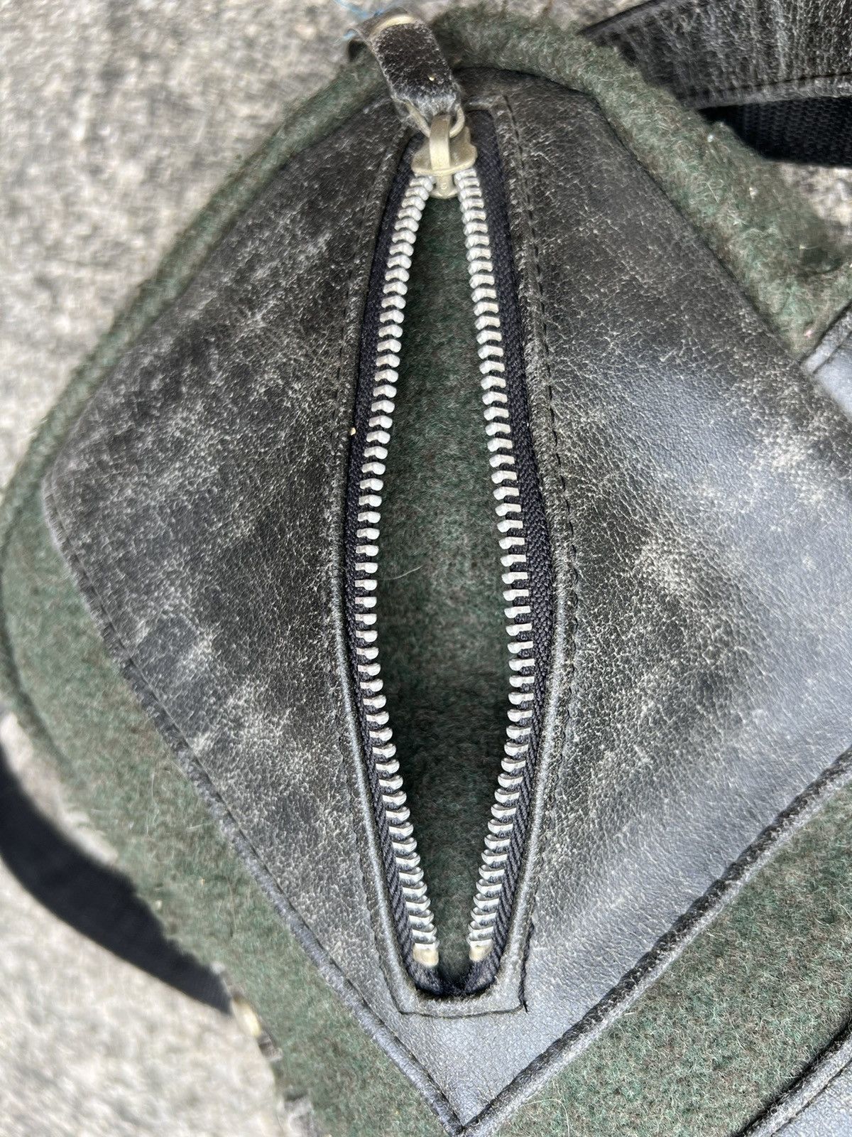 Lui's Vintage Luis Japan Distressed Hybrid Wool Leather Sling Bag Size ONE SIZE - 20 Thumbnail