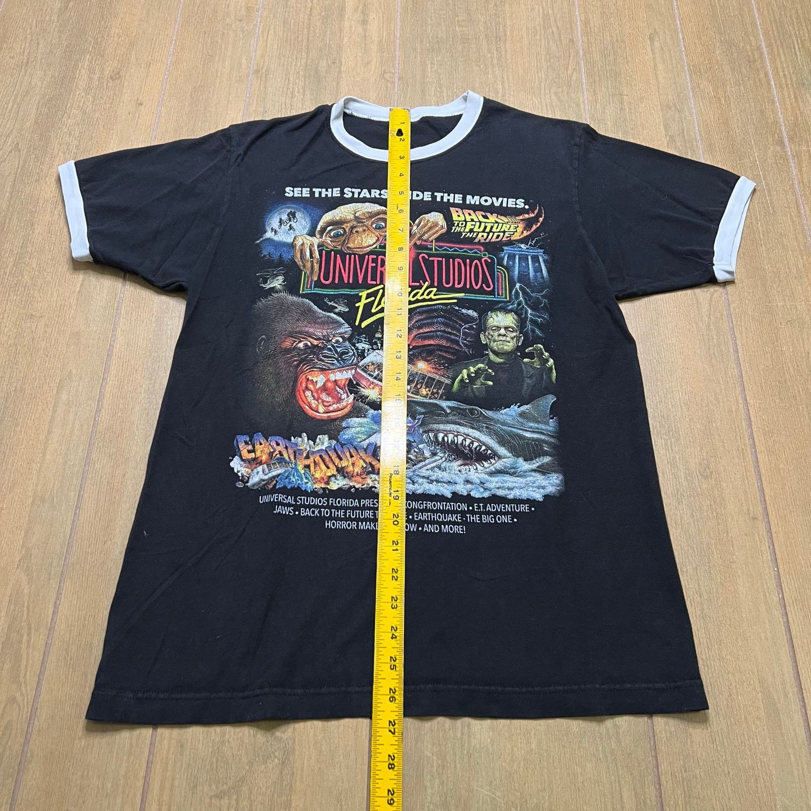 Vintage Vintage Universal Studios T-Shirt Sz S/M Theme Amusement Y2K Size US M / EU 48-50 / 2 - 6 Thumbnail