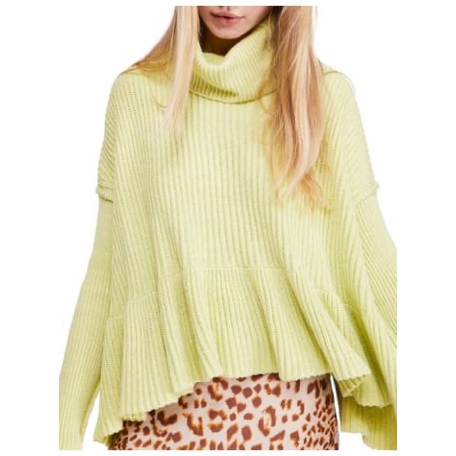 Free People Free People Layer Cake Sweater in Lime Size XS / US 0-2 / IT 36-38 - 1 Thumbnail