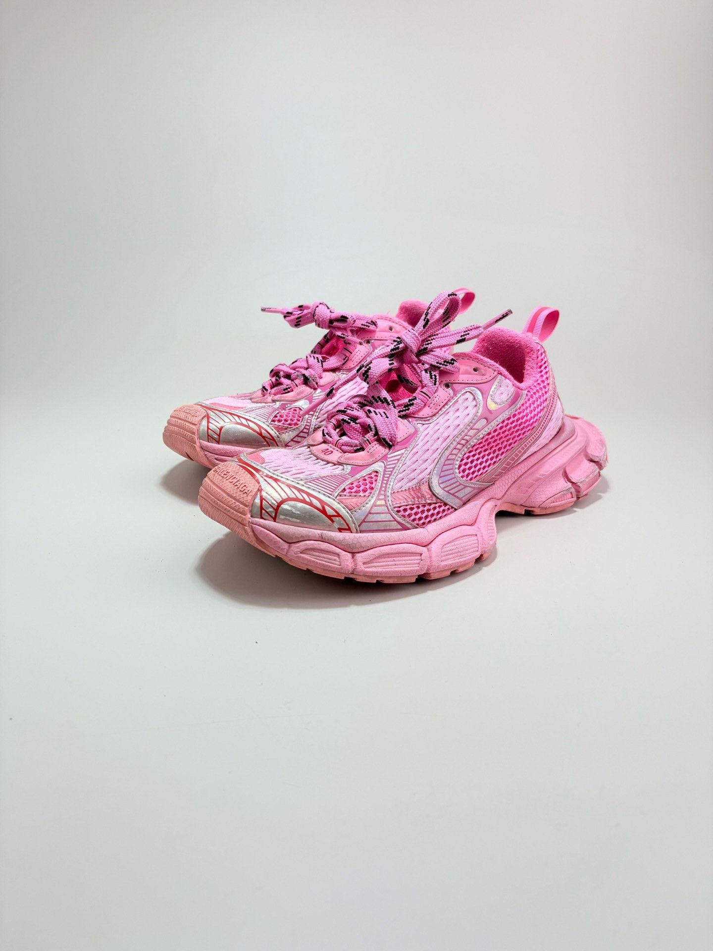 Balenciaga Balenciaga 3XL Pink Distressed Dad Shoes Size US 9 / IT 39 - 1 Thumbnail