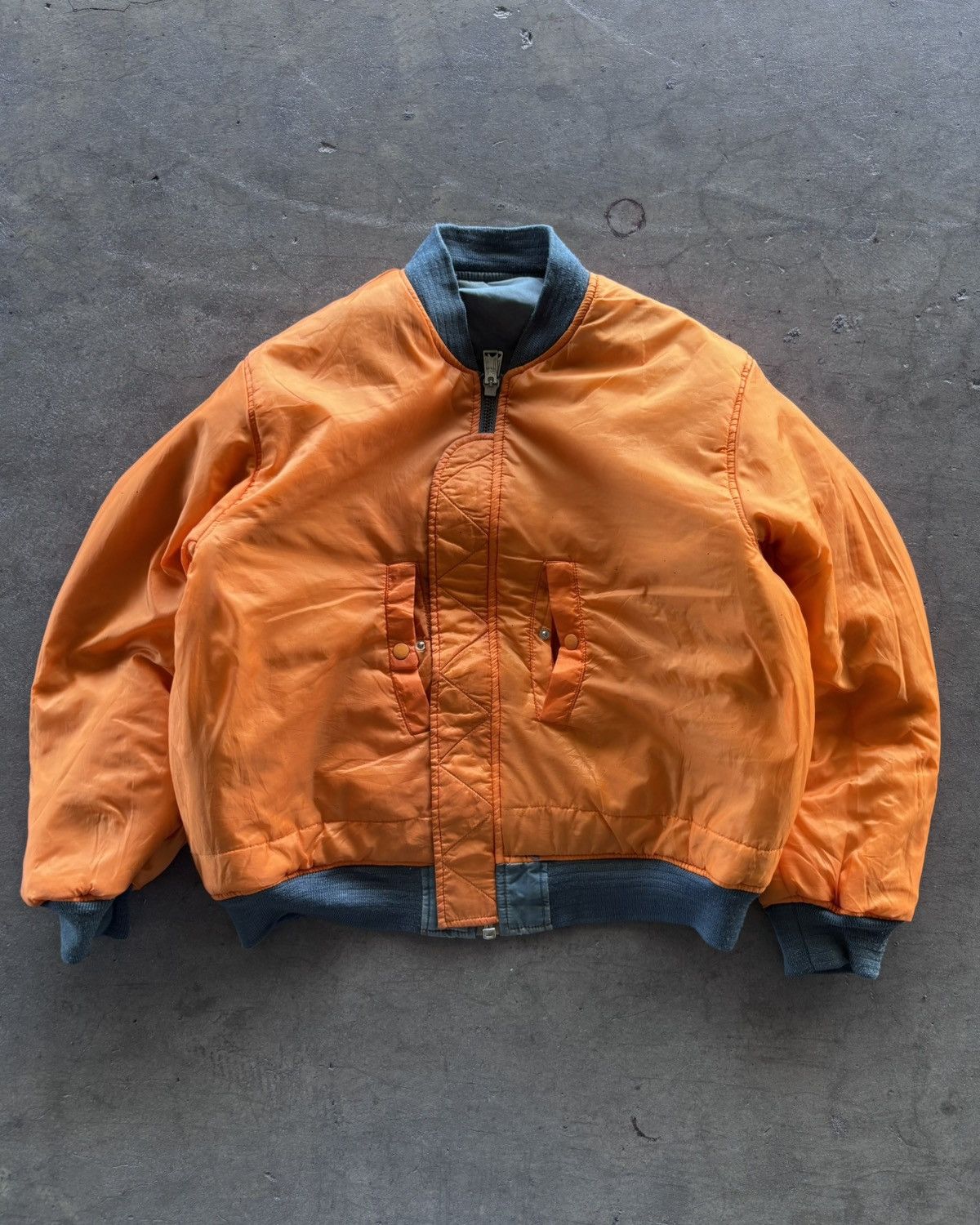 Alpha Industries 1990s Bomber Faded Grey Reversible Japan Jacket Size US L / EU 52-54 / 3 - 7 Thumbnail