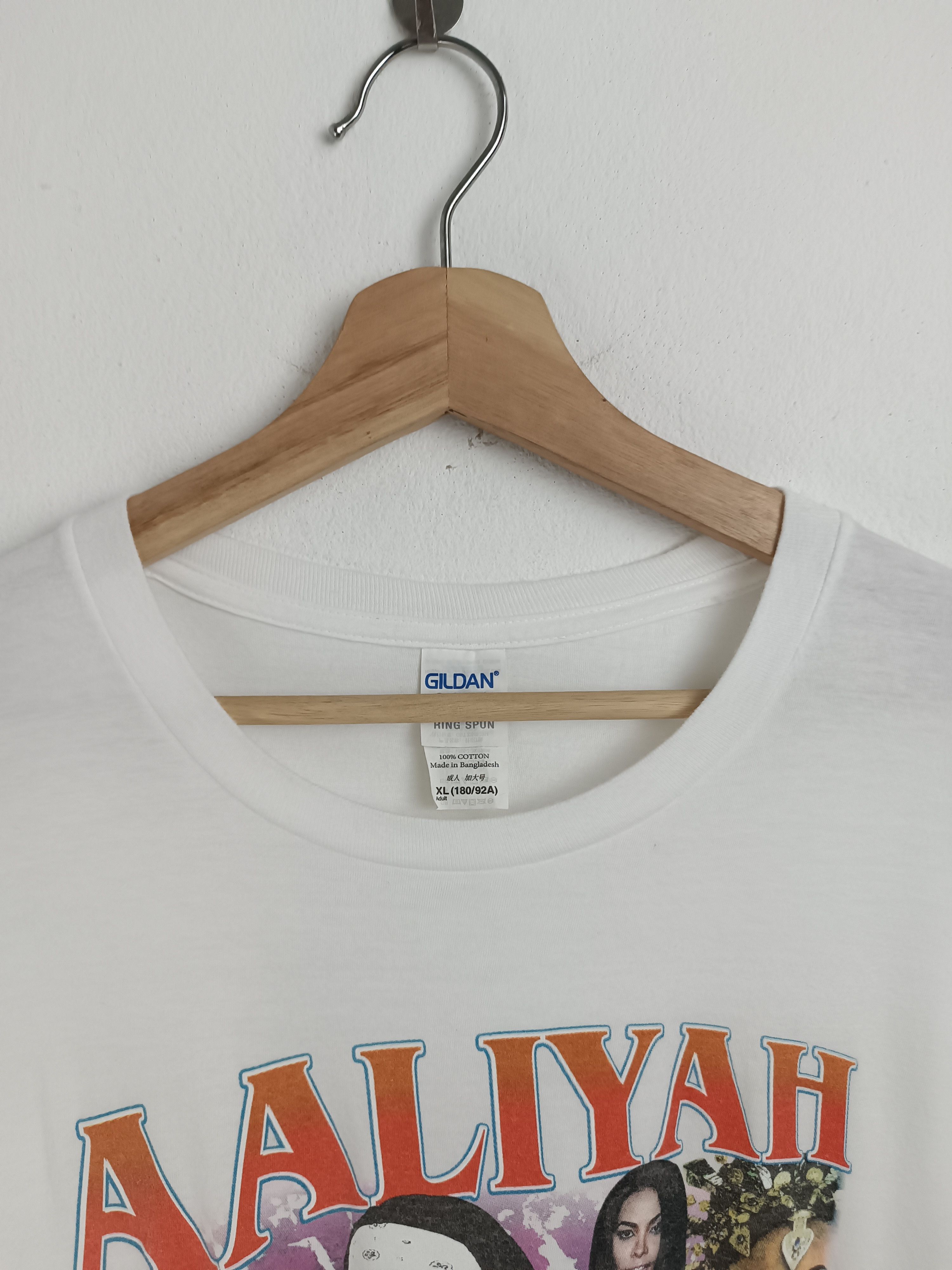 Rap Tees VINTAGE AALIYAH COLLAGE 90'S STYLE RAP TEES tupac kanye Size US L / EU 52-54 / 3 - 9 Thumbnail