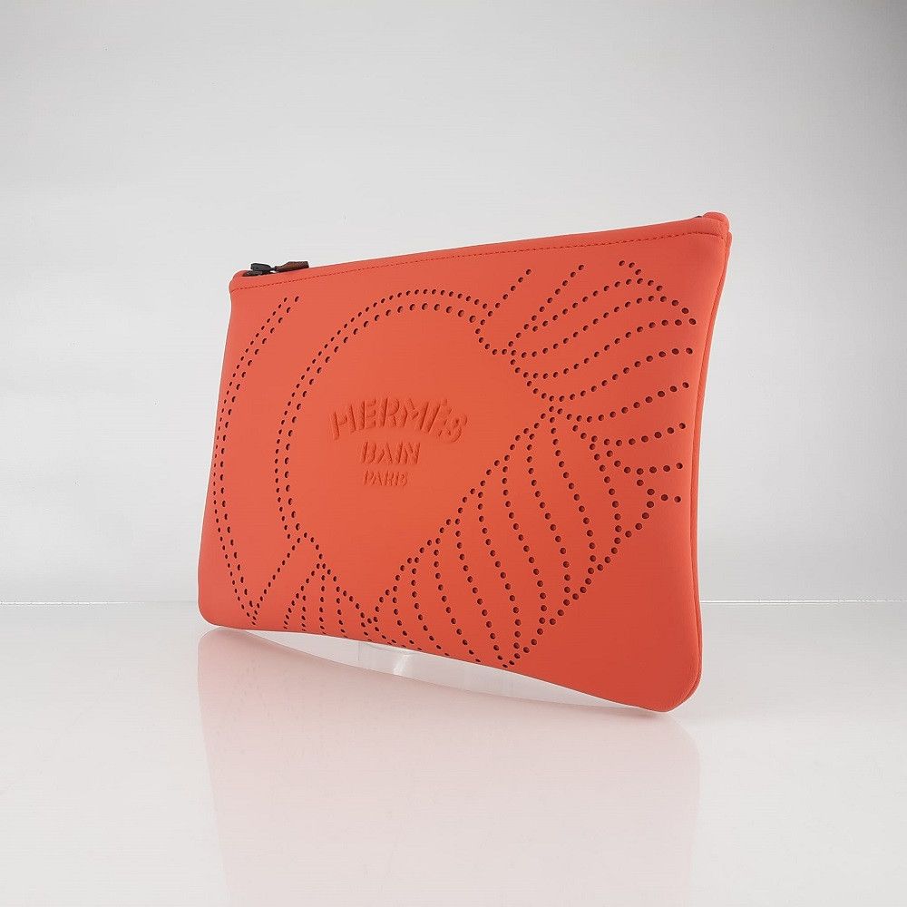 image of Hermes Neobain Canoe H Case, Medium Model in Granadine, Women's