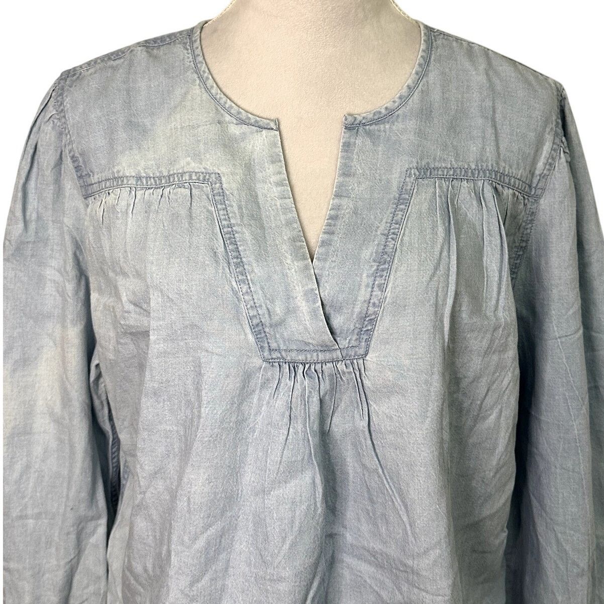 Treasure & Bond Treasure & Bond Long Sleeves Blouse V-Neck Chambray Blue W M Size M / US 6-8 / IT 42-44 - 3 Thumbnail