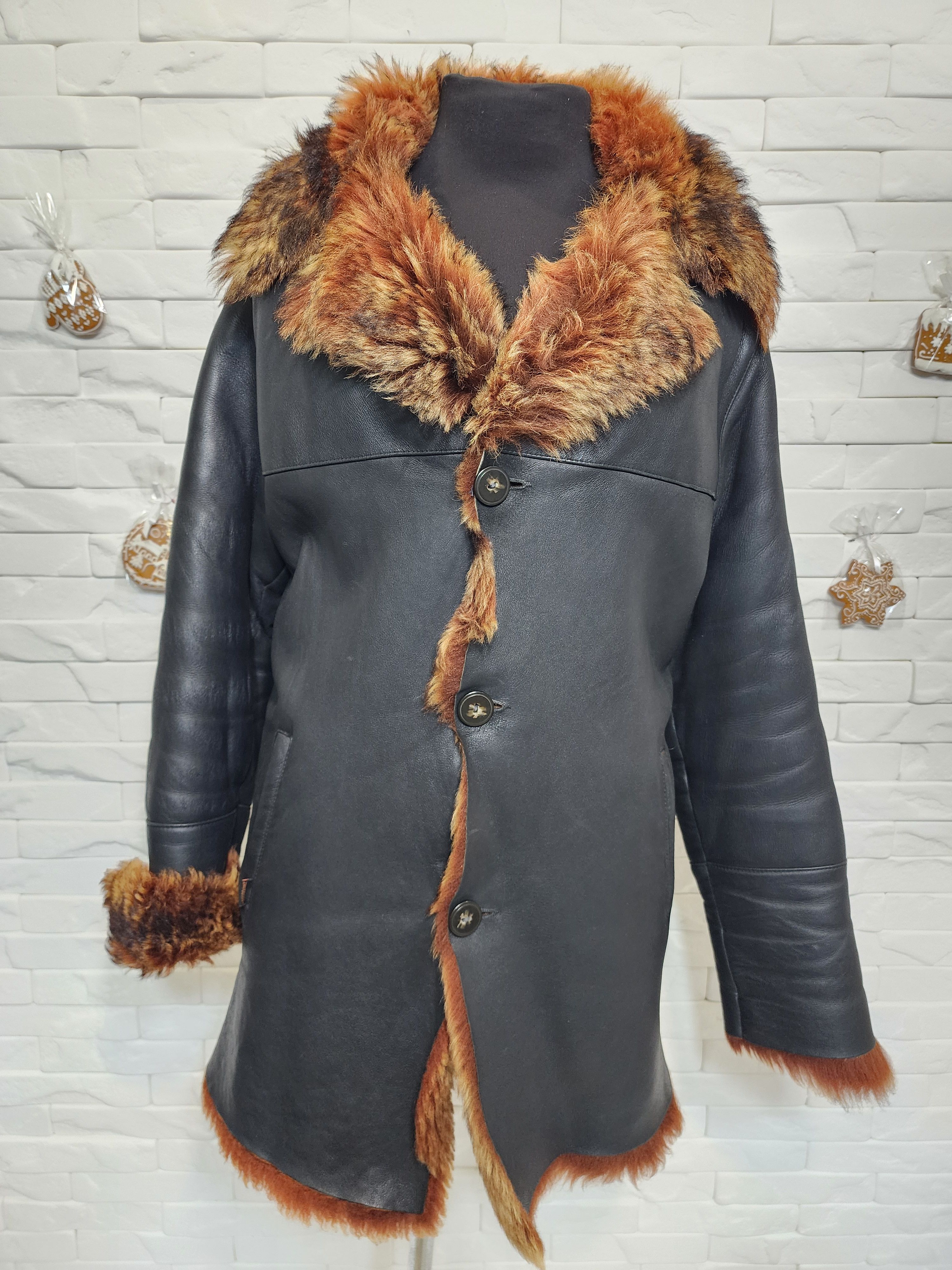 Furla Men's Black Sheepskin Coat: Button-Up Genuine Fur Size US L / EU 52-54 / 3 - 1 Thumbnail