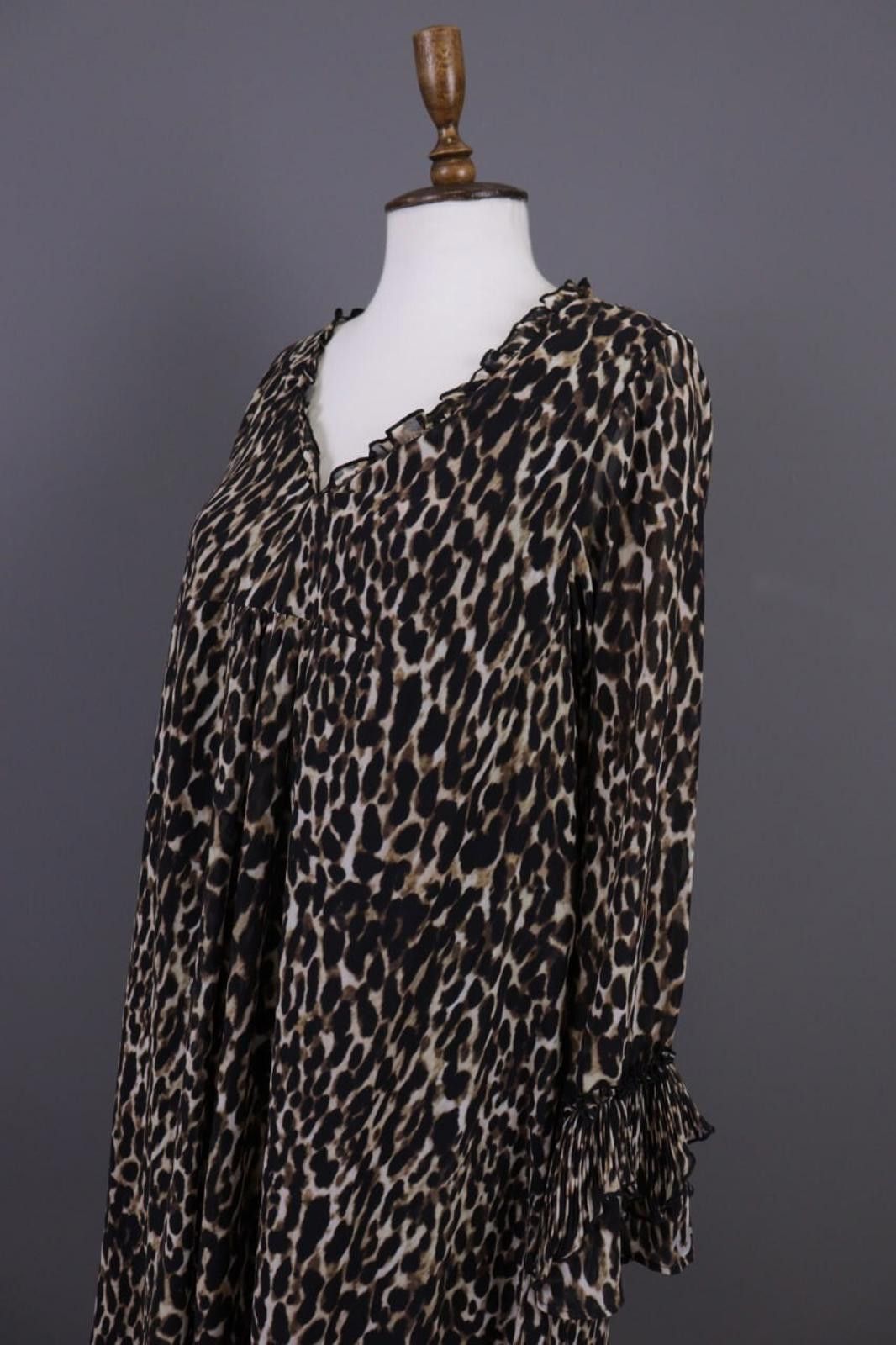True Religion True Religion Multicolor Animal Printed Midi Dress Size S Size S / US 4 / IT 40 - 8 Thumbnail