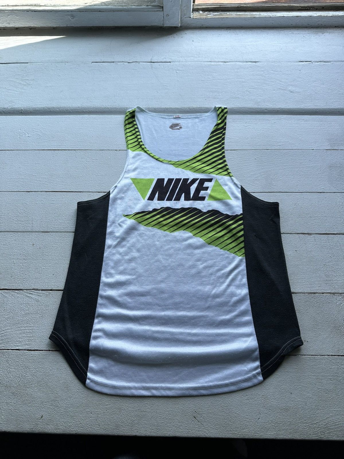 Nike 90s🚨NIKE Y2K BIG LOGO MADE IN USA vintage tank top Size US M / EU 48-50 / 2 - 1 Thumbnail