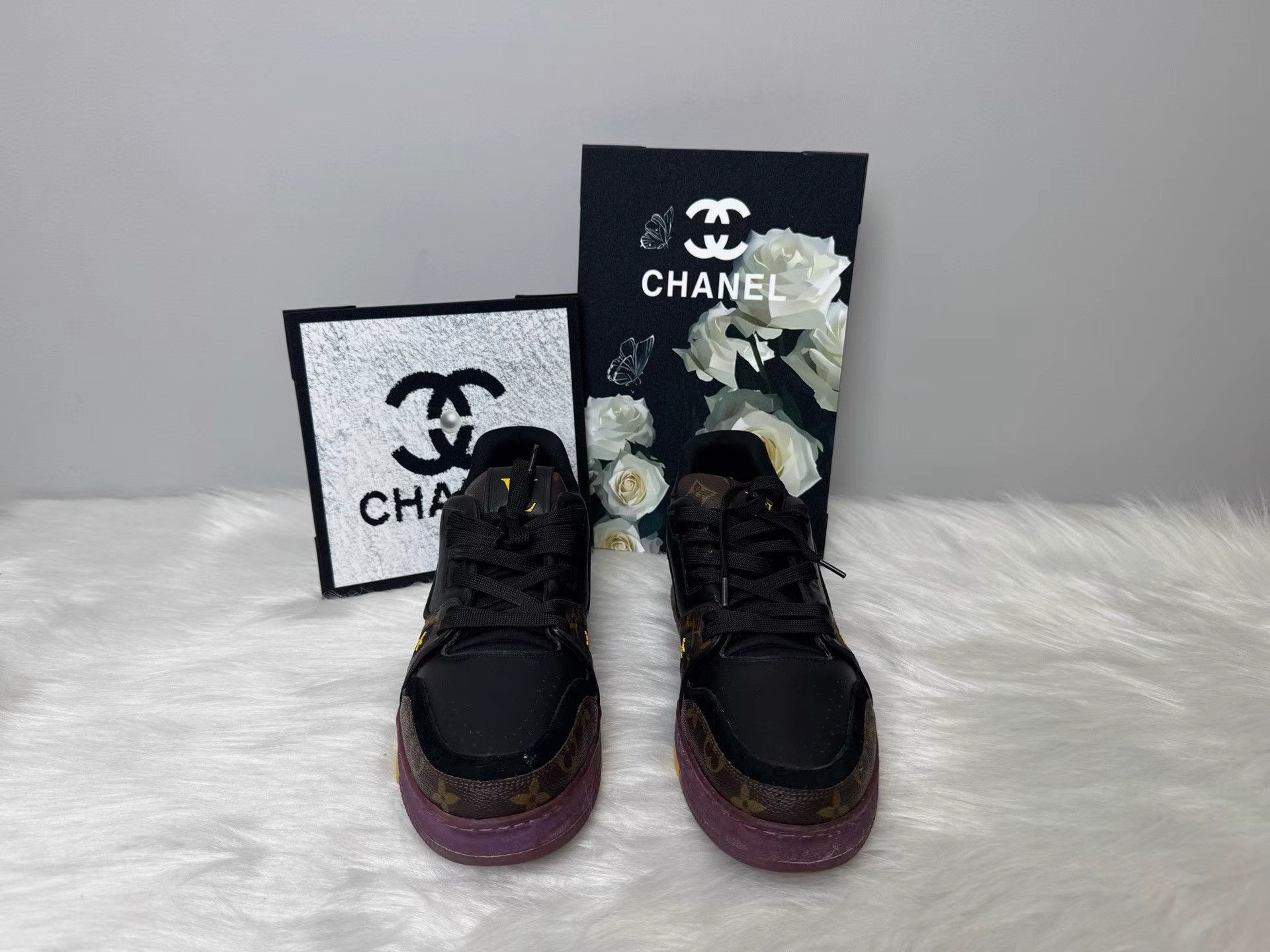 Louis Vuitton LV Trainer Leather Casual Shoes K36 Size US 9 / EU 42 - 2 Thumbnail