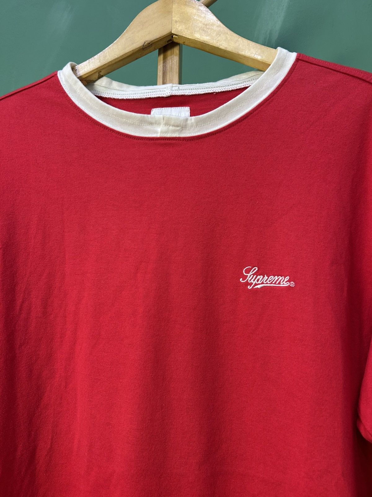 Supreme Supreme Red Piping Script Long Sleeve Size US L / EU 52-54 / 3 - 2 Thumbnail