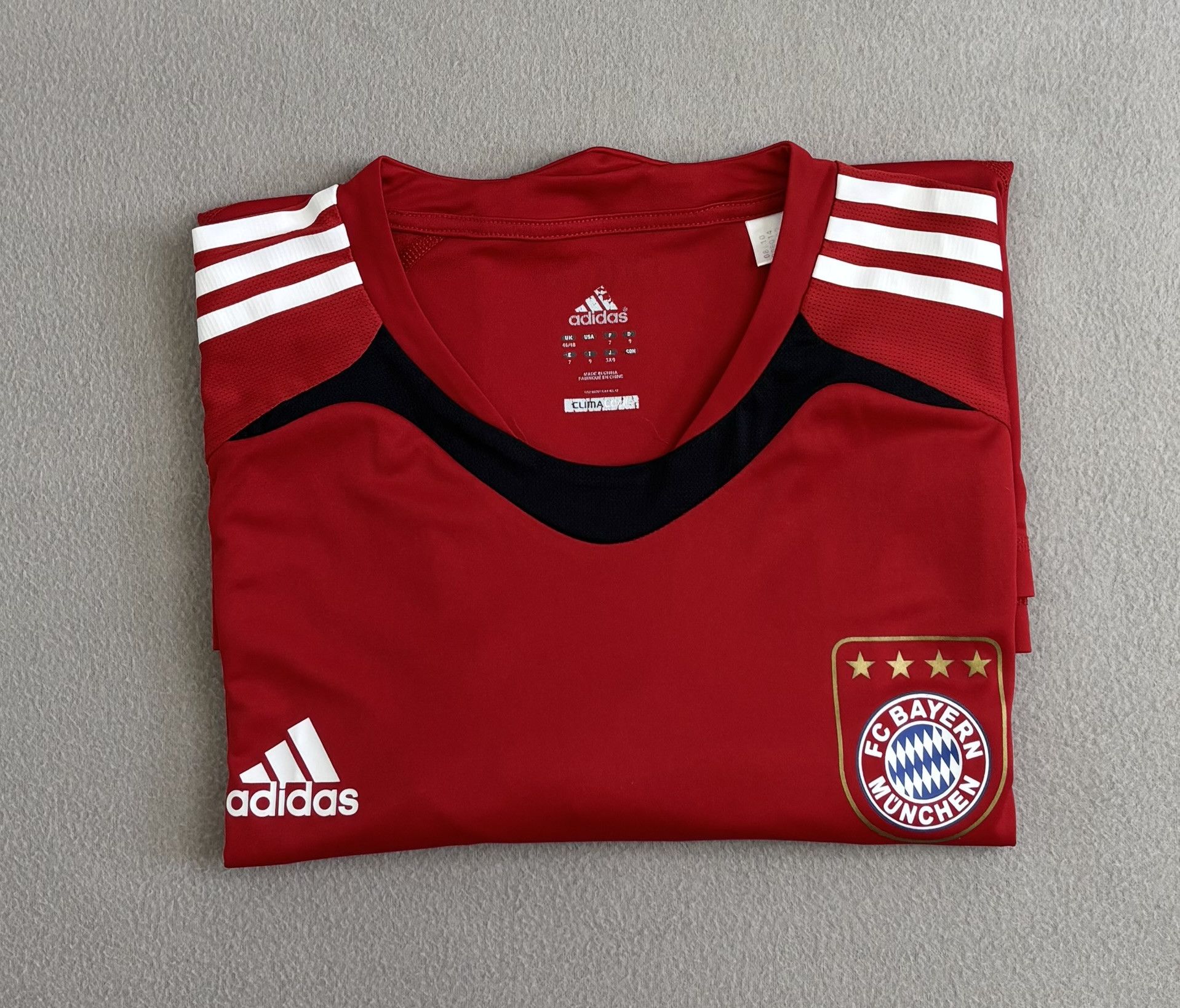 Adidas Bayern Munich 2010/2011 Adidas Football Training Jersey Size US L / EU 52-54 / 3 - 16 Thumbnail