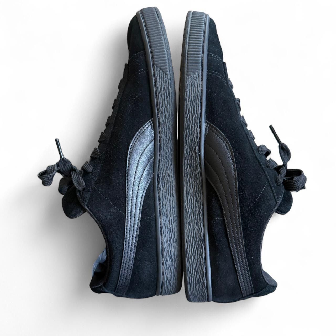 Puma Puma suede classic “triple black” Size US 10 / EU 43 - 4 Thumbnail
