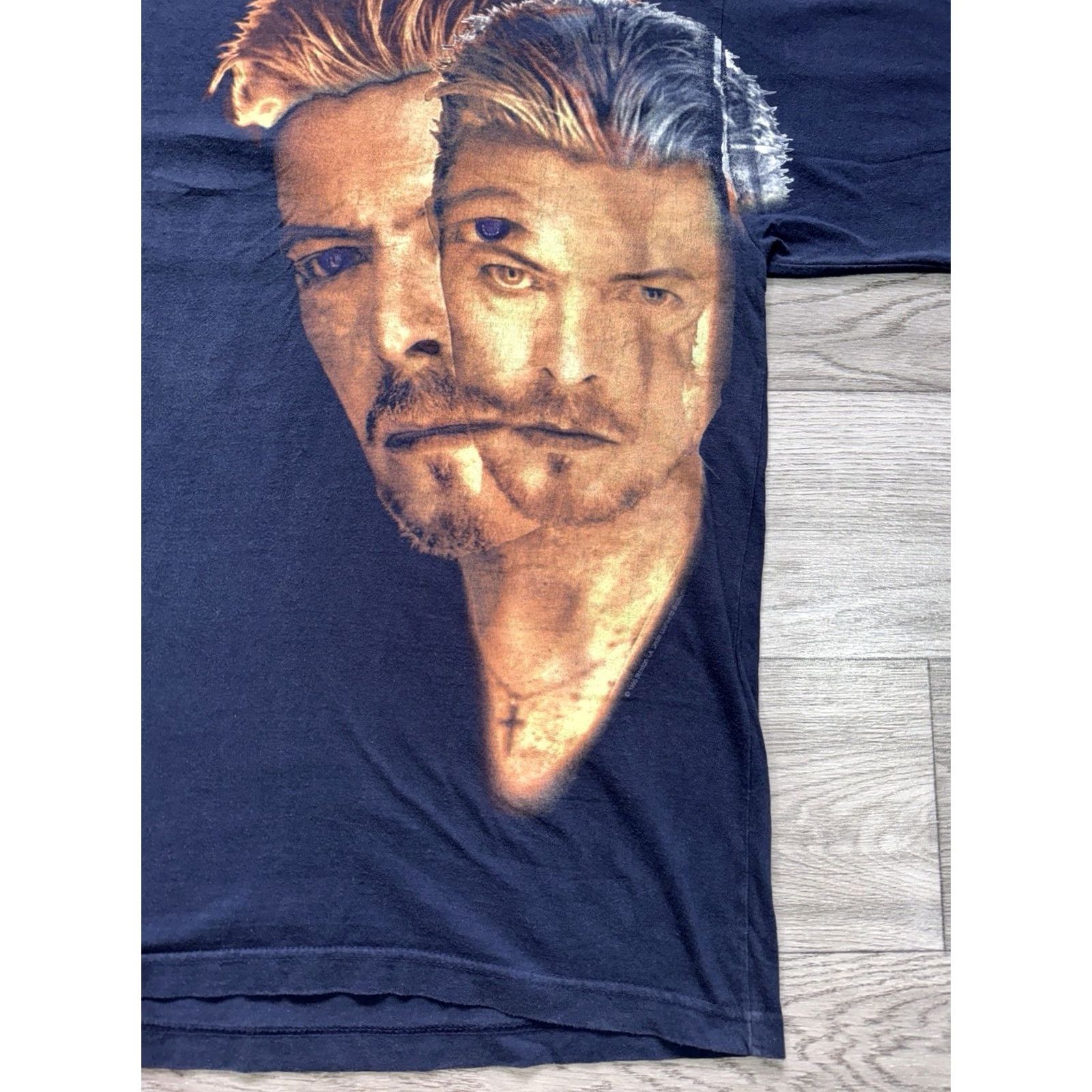Vintage David Bowie Navy Shirt Mens XL Blue Rain 1995 Concert T Shirt Size US XL / EU 56 / 4 - 4 Thumbnail