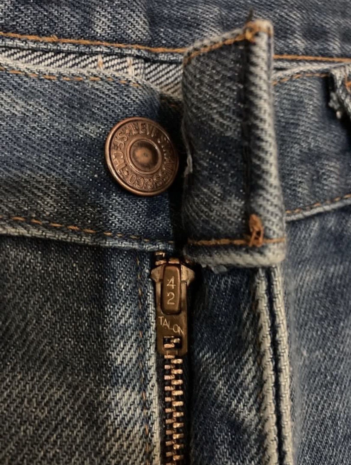Levi's VINTAGE 70s // LEVIS 517 // BUTTON NO.8 // Size US 37 - 2 Thumbnail