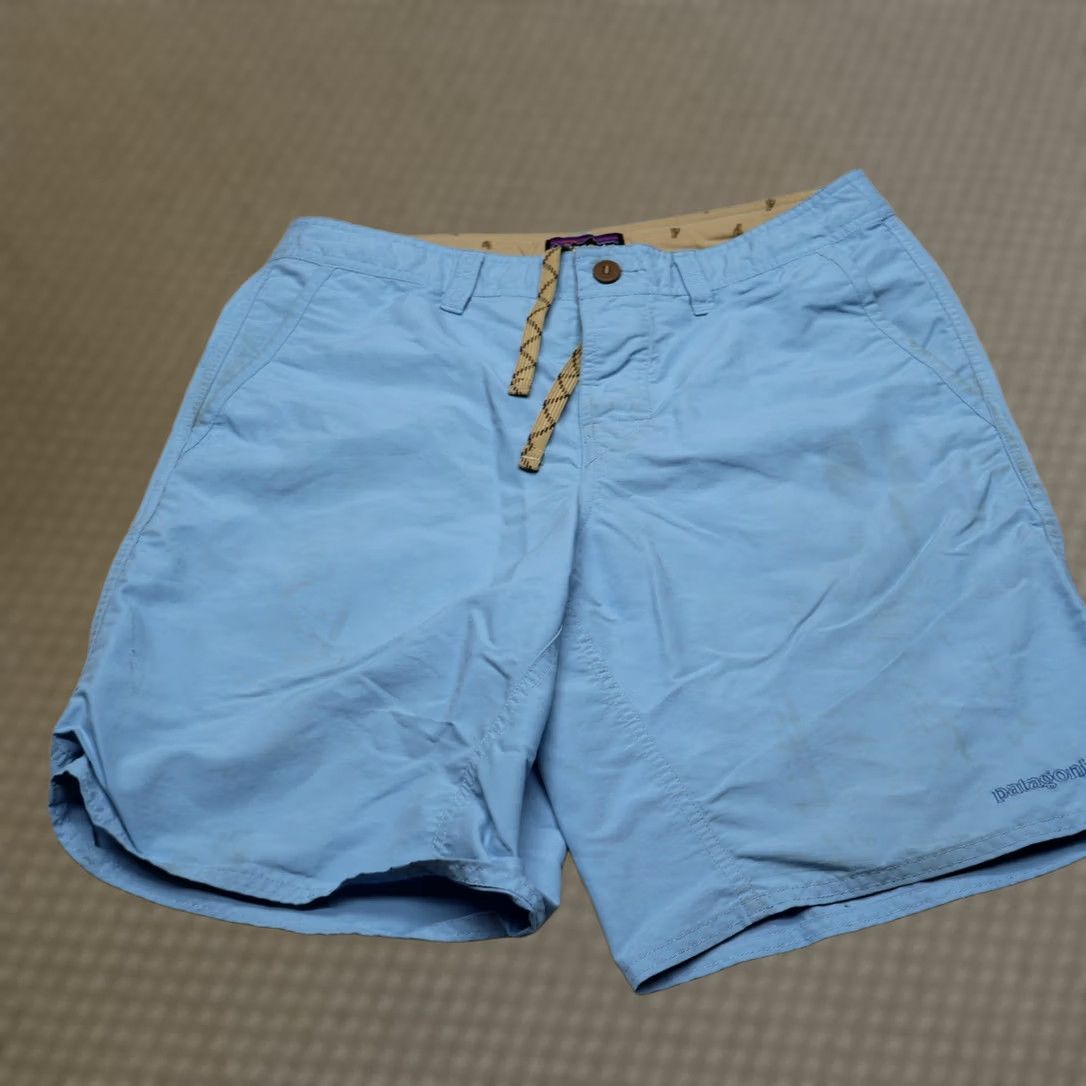 Patagonia Patagonia Board Shorts Mens 33 Blue Wavefarer Quick Dry Lightweight Outdoor Size US 32 / EU 48 - 1 Thumbnail