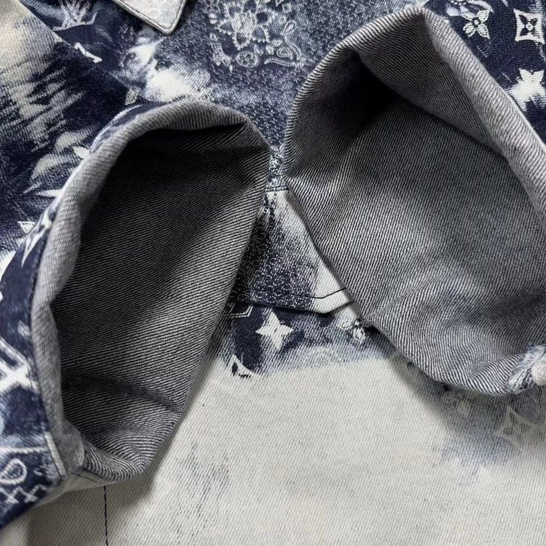 Louis Vuitton LOUIS VUITTON Denim Cashew Flower Tie-Dye Full Logo Short S Size US XL / EU 56 / 4 - 9 Thumbnail