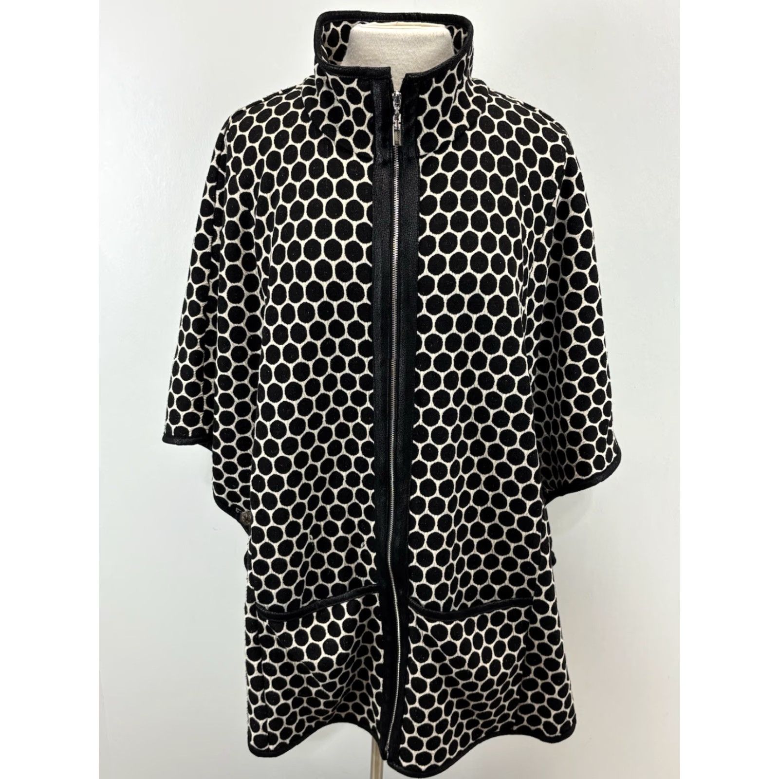 Joseph Ribkoff VINTAGE Joseph Ribkoff Couture Jacket Women’s 12 Poncho Black Polka Dots Full Zip Artsy Size XL / US 12-14 / IT 48-50 - 2 Thumbnail