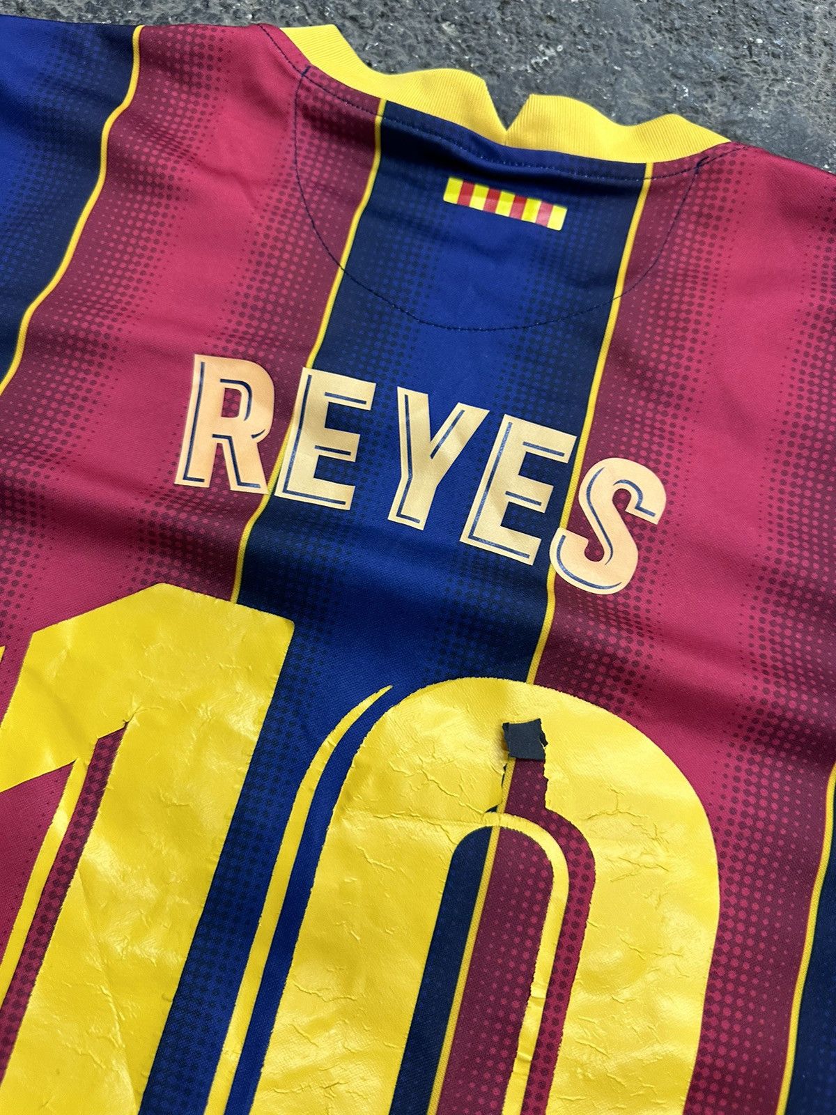 Vintage Barcelona soccer jersey Size US L / EU 52-54 / 3 - 9 Thumbnail