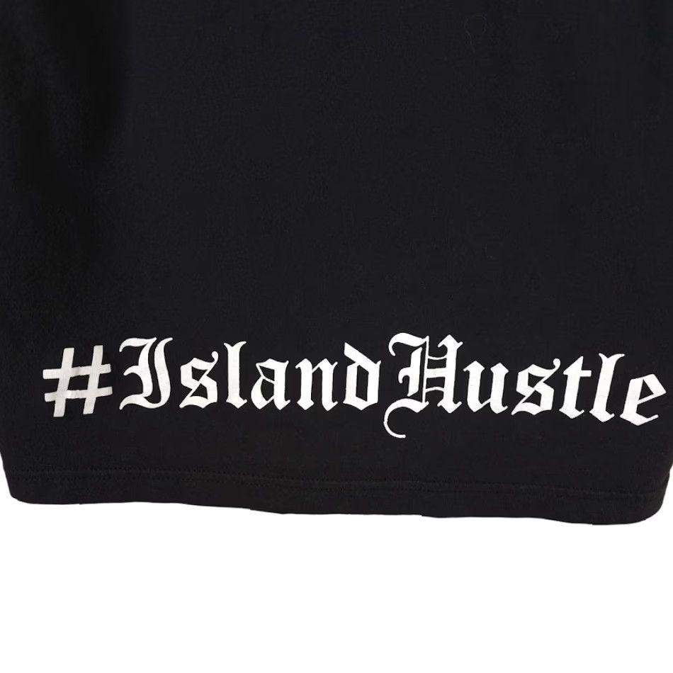 Vintage VINTAGE Island Hustle T Shirt Mens Large Black Hawaiian Shark Tooth Koa Spears Size US L / EU 52-54 / 3 - 5 Thumbnail