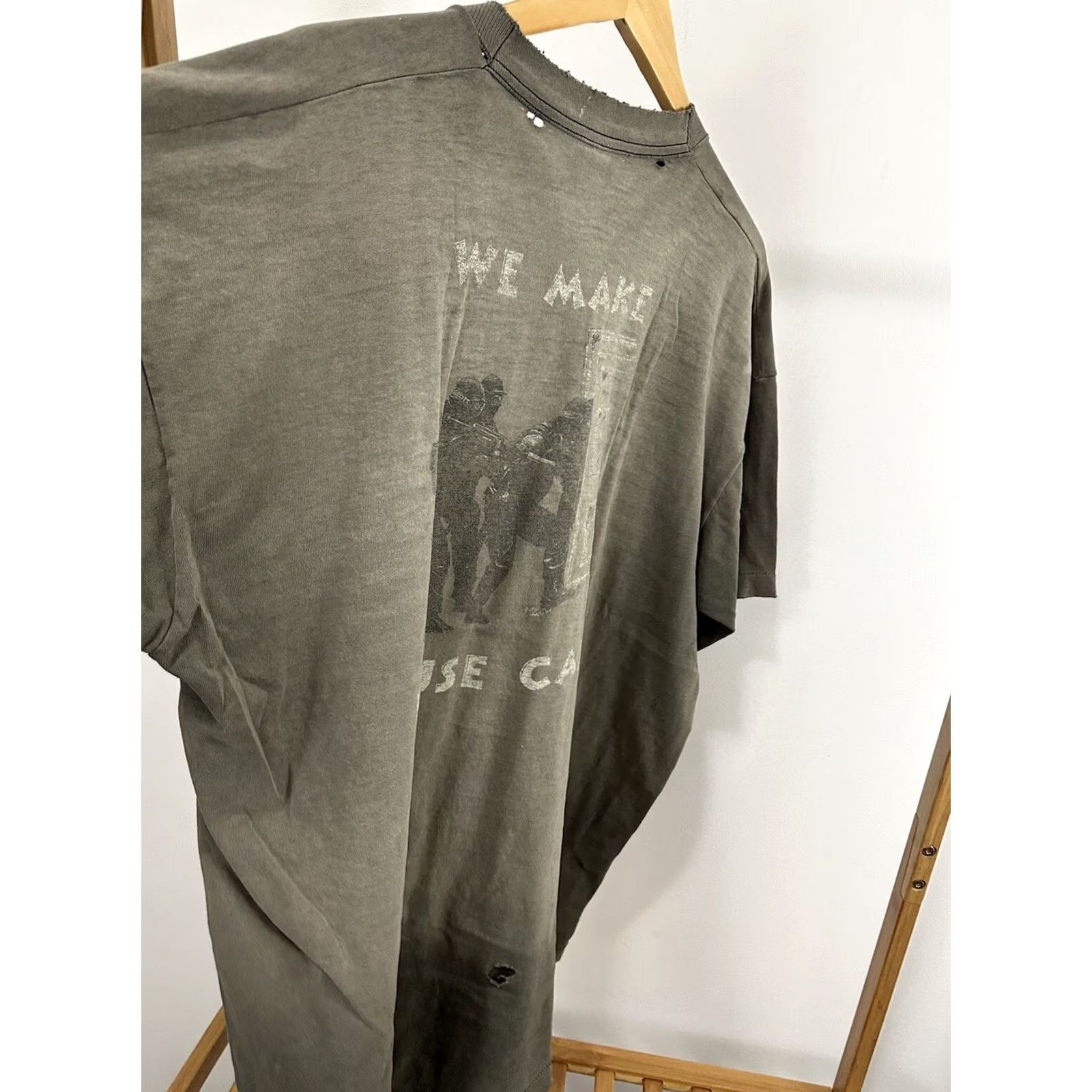 Fruit Of The Loom VTG 90s SWAT Military We Make House Calls Gun Gradient Sun Faded T-Shirt XXL Men Black Distressed Workwear Size US XXL / EU 58 / 5 - 6 Thumbnail