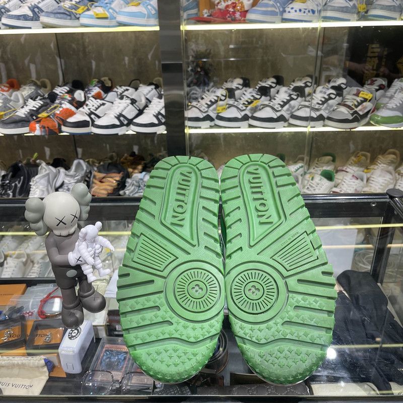 Louis Vuitton Louis Vuitton Trainer Maxi Sneakers in White and Green -250 Size US 9.5 / EU 42-43 - 3 Thumbnail