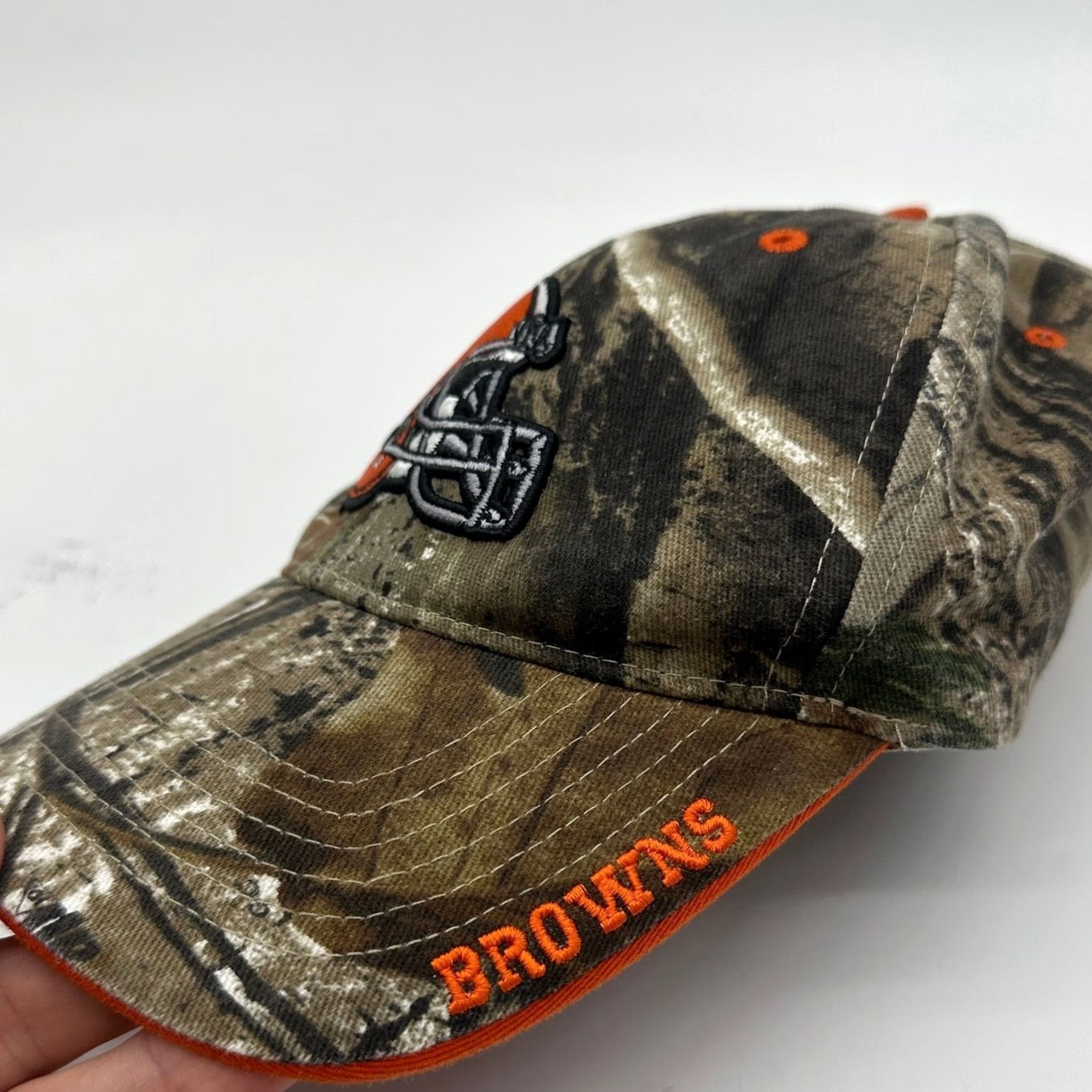 NFL Cleveland Browns Men Golf Hats OS Olive Realtree Camo Strap NFL Team Apparel NEW Size ONE SIZE - 3 Thumbnail