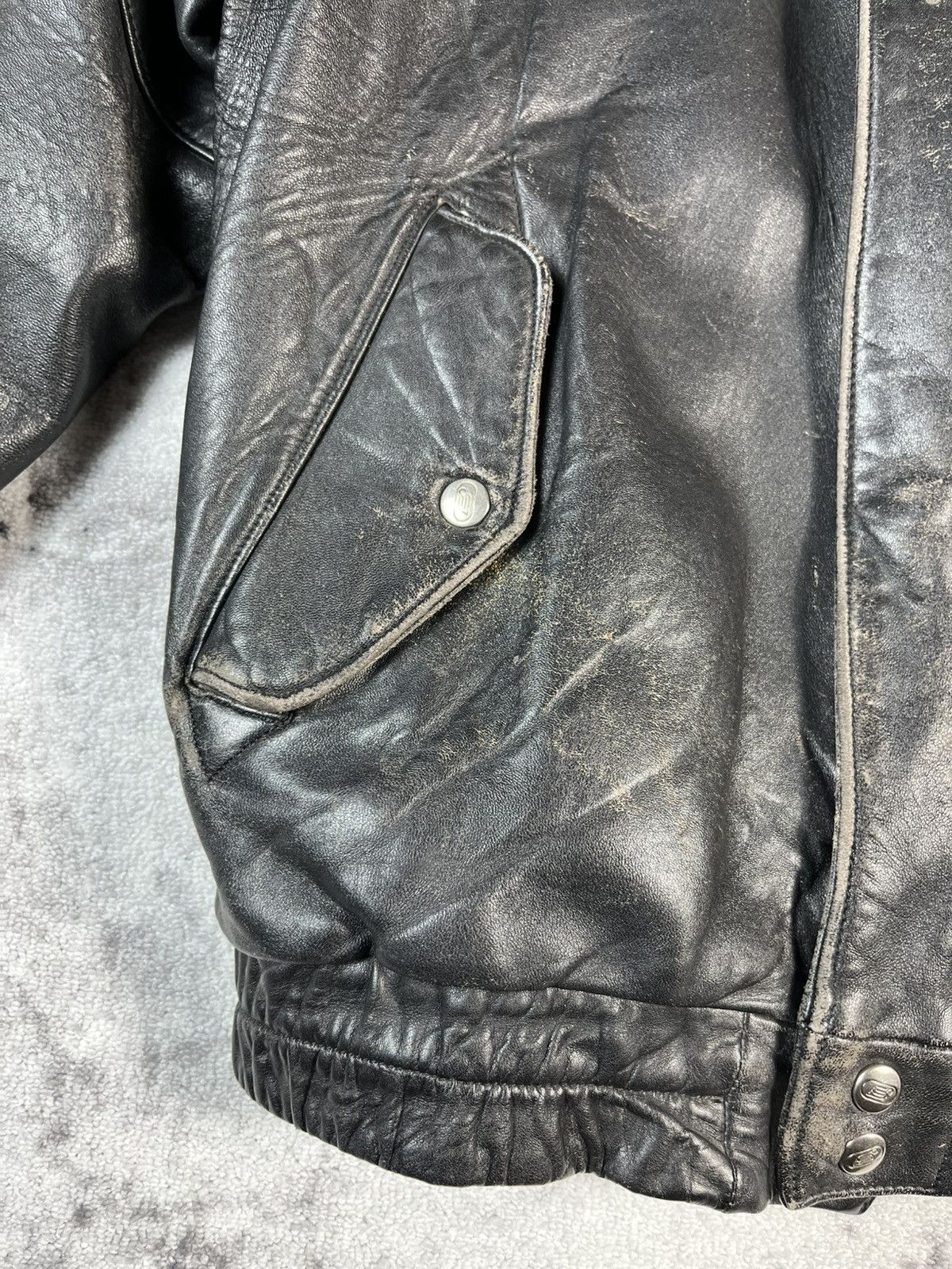 Other Vintage Segura Leather Bomber Jacket France 90s Black Size US M / EU 48-50 / 2 - 5 Thumbnail