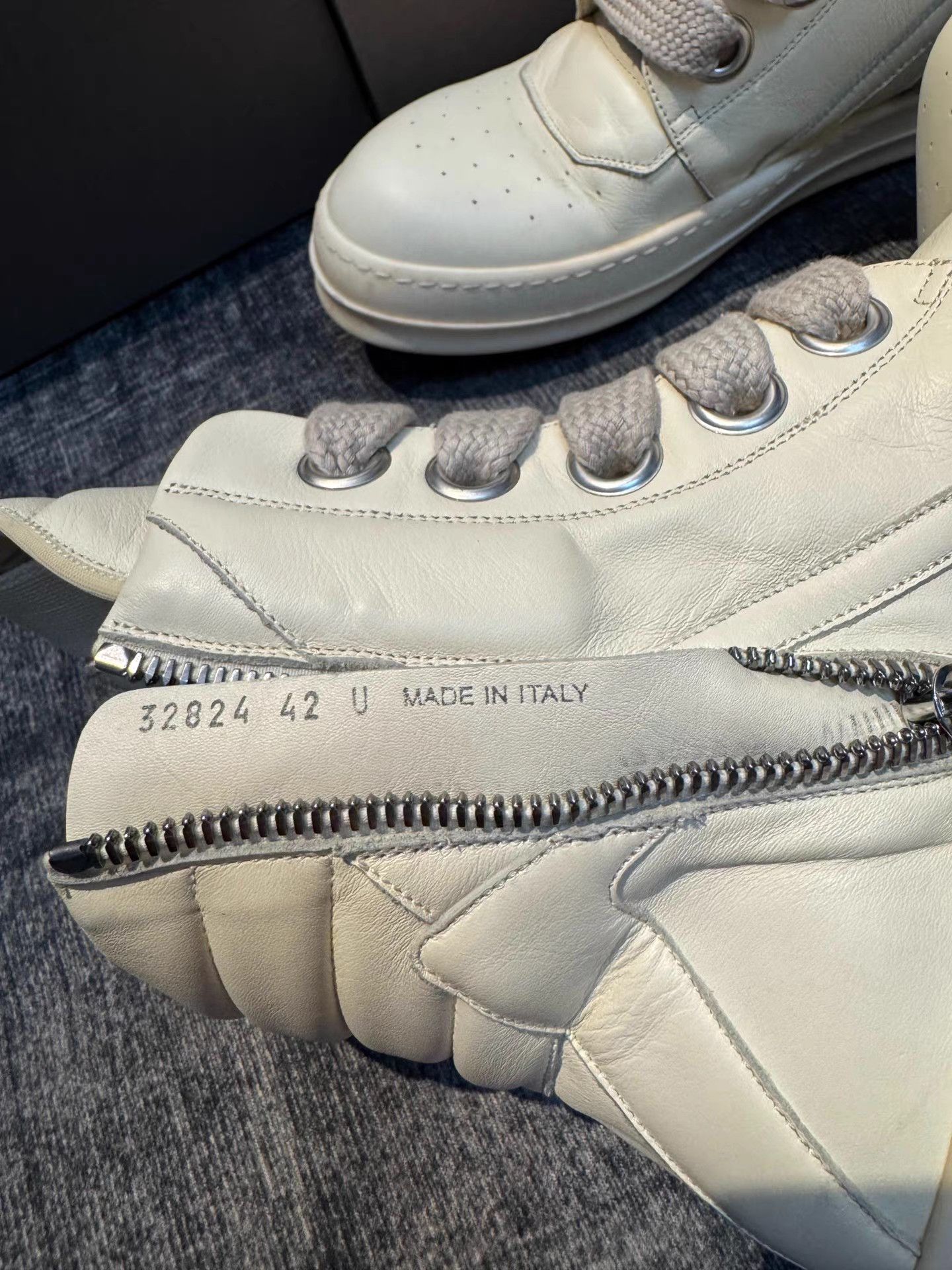 Rick Owens Rick Owens Mainline White Reverse Triangle with Thick Laces Size US 9 / EU 42 - 7 Thumbnail
