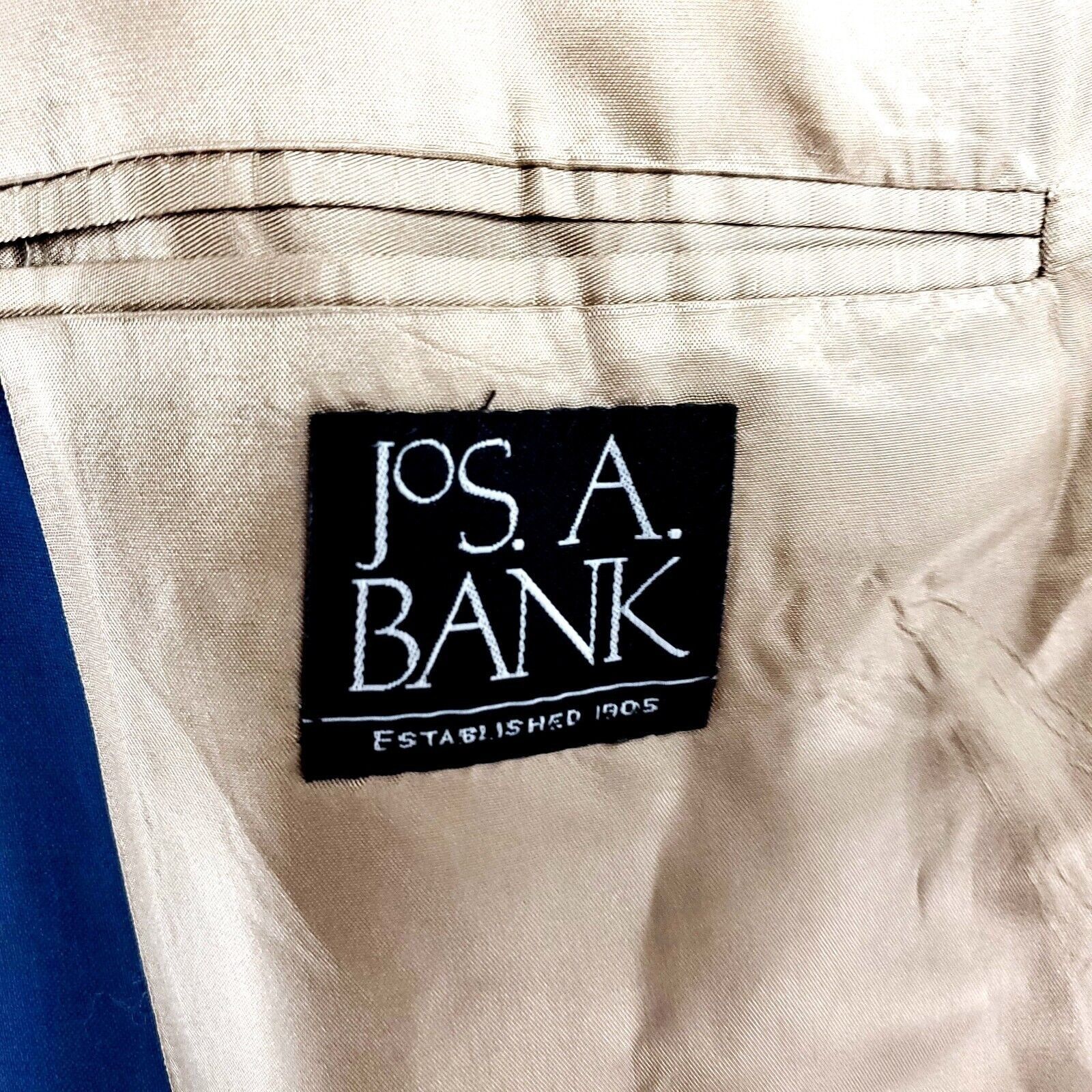 Jos. A. Bank Jos A Bank Wool 3 Gold Button Blazer 42L or Slim Fit 44L Blu Size 42L - 8 Thumbnail