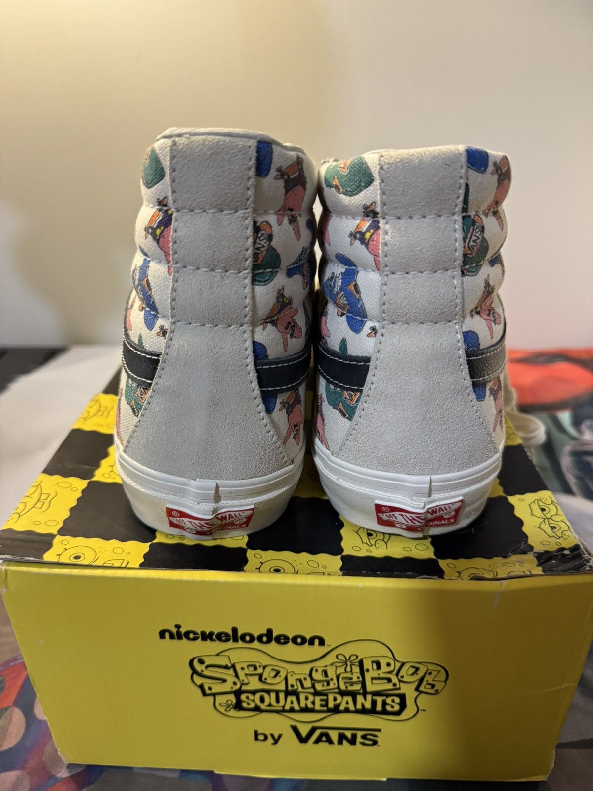 Vans Spongebob OG SK8-Hi LX Size US 10.5 / EU 43-44 - 6 Thumbnail
