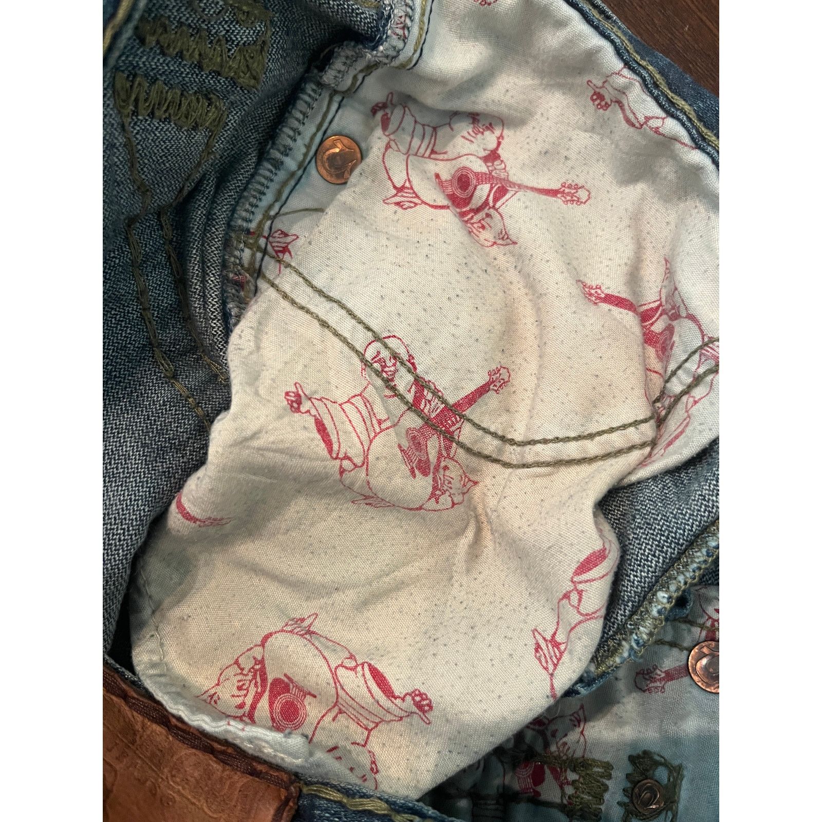 True Religion True Religion, Billy Super T, Gold Stitch Denim, Made USA 29 Size 29" - 15 Thumbnail