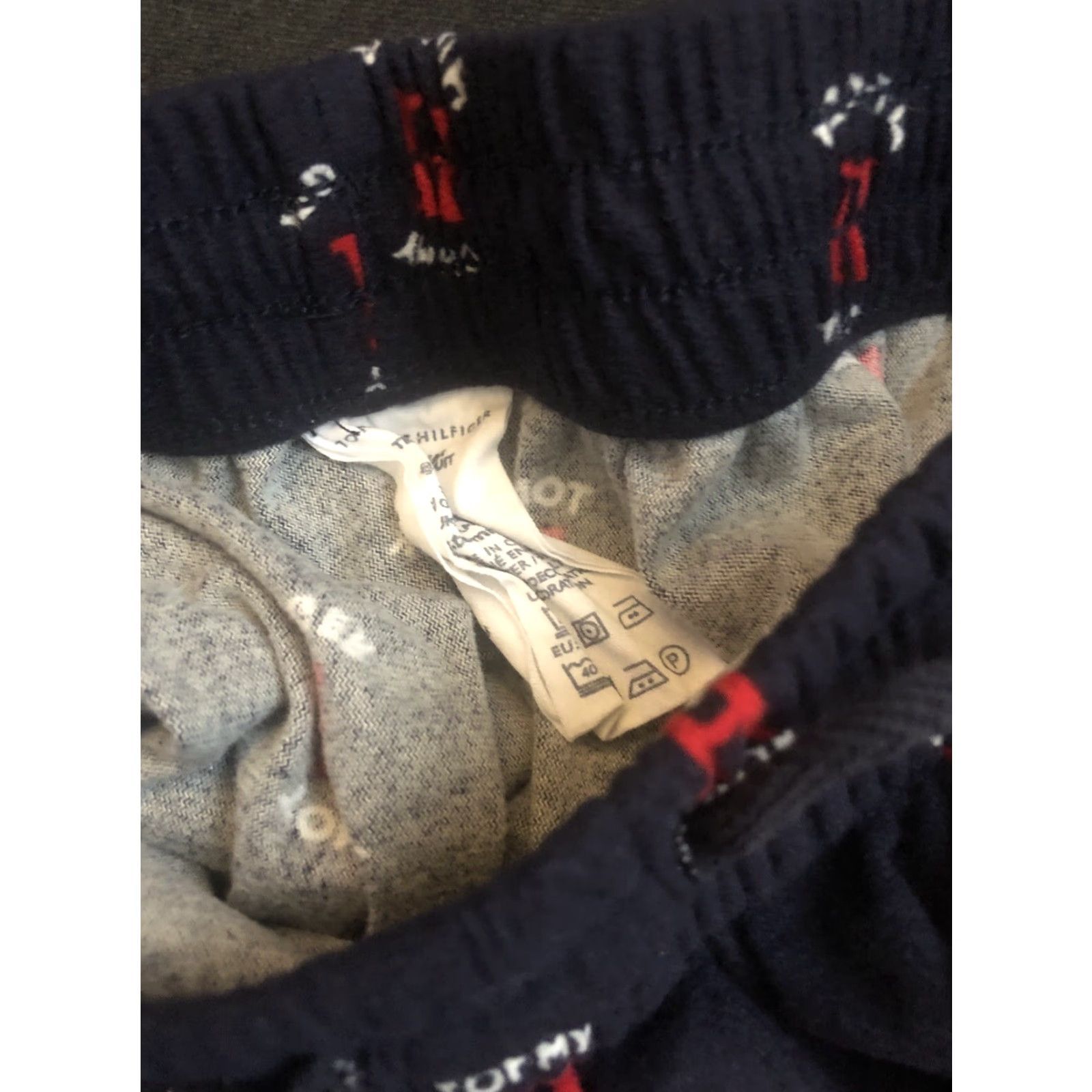 Tommy Hilfiger VINTAGE Tommy Hilfiger Lounge Pants Mens S Small Sleepwear All Over Logo Print Blue 90s Designer Logo Pants Size US 29 - 4 Thumbnail