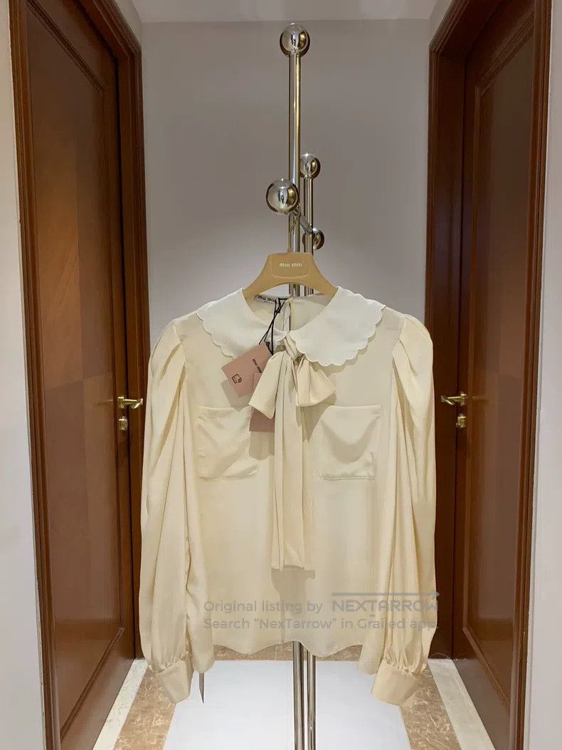 Miu Miu Miu Miu 38 shirt Size M / US 6-8 / IT 42-44 - 1 Thumbnail