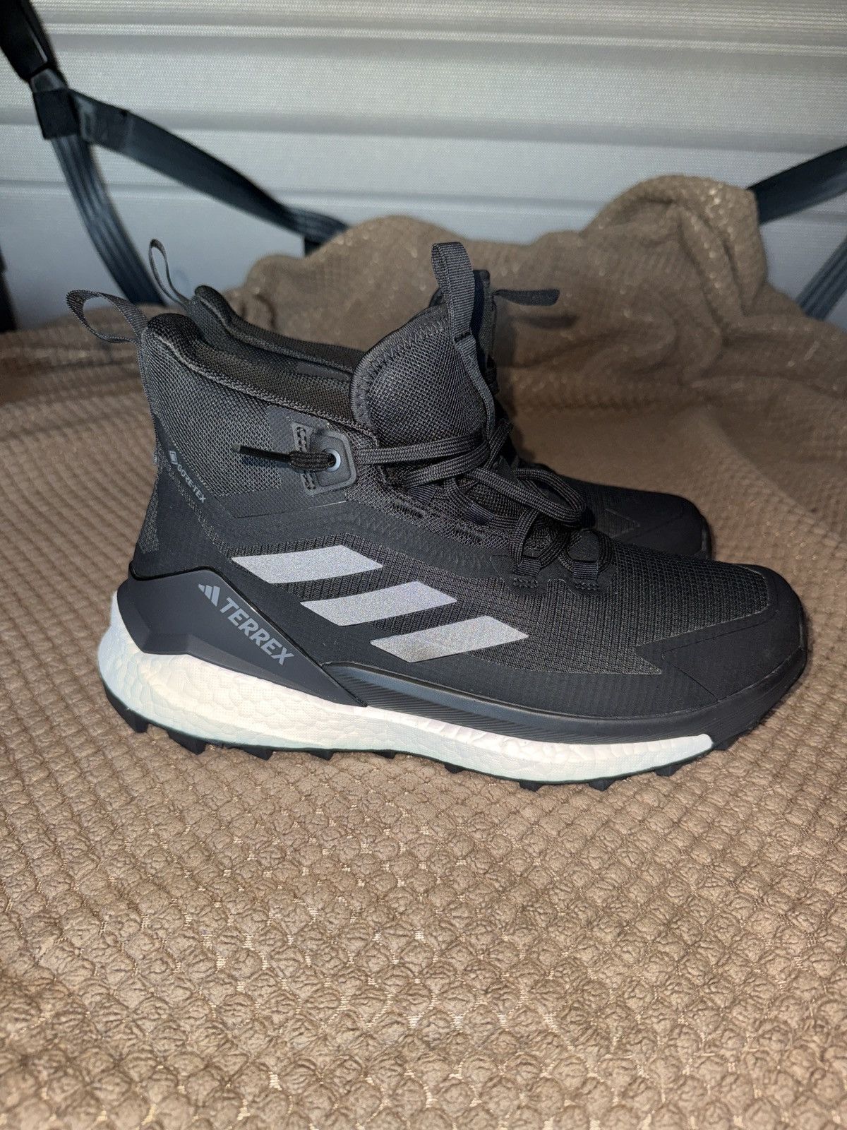 Adidas Adidas Terrex Free Hiker 2 Gore-Tex Size US 9.5 / EU 42-43 - 2 Thumbnail