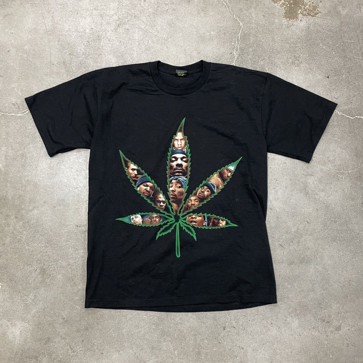 image of Vintage Dr Dre Snoop Eminem 2Pac Ice Cube Weed Rap Tee in Black, Men's (Size XL)