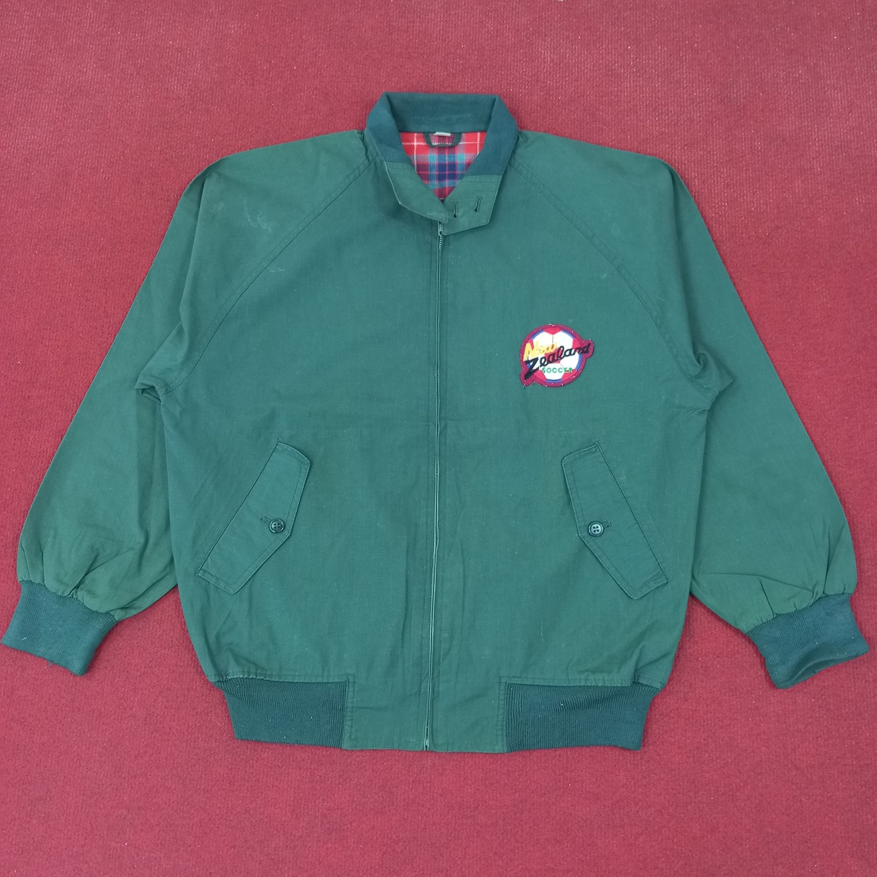 Vintage New Zealand Soccer Streetwear Jacket c221n11 Size US M / EU 48-50 / 2 - 1 Thumbnail