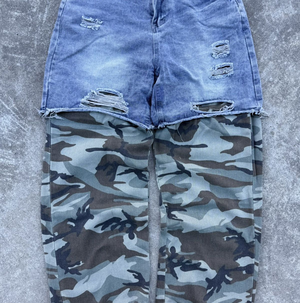 Vintage Vintage Y2K avantgarde streetwear affliction wide jeans Size US 30 / EU 46 - 5 Thumbnail