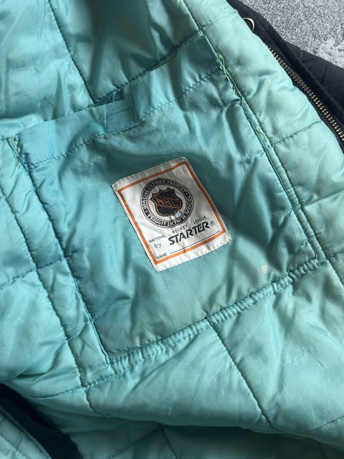 Starter Starter XL San Jose Sharks 🦈 NHL vintage bomber jacket zip Size US XL / EU 56 / 4 - 18 Thumbnail