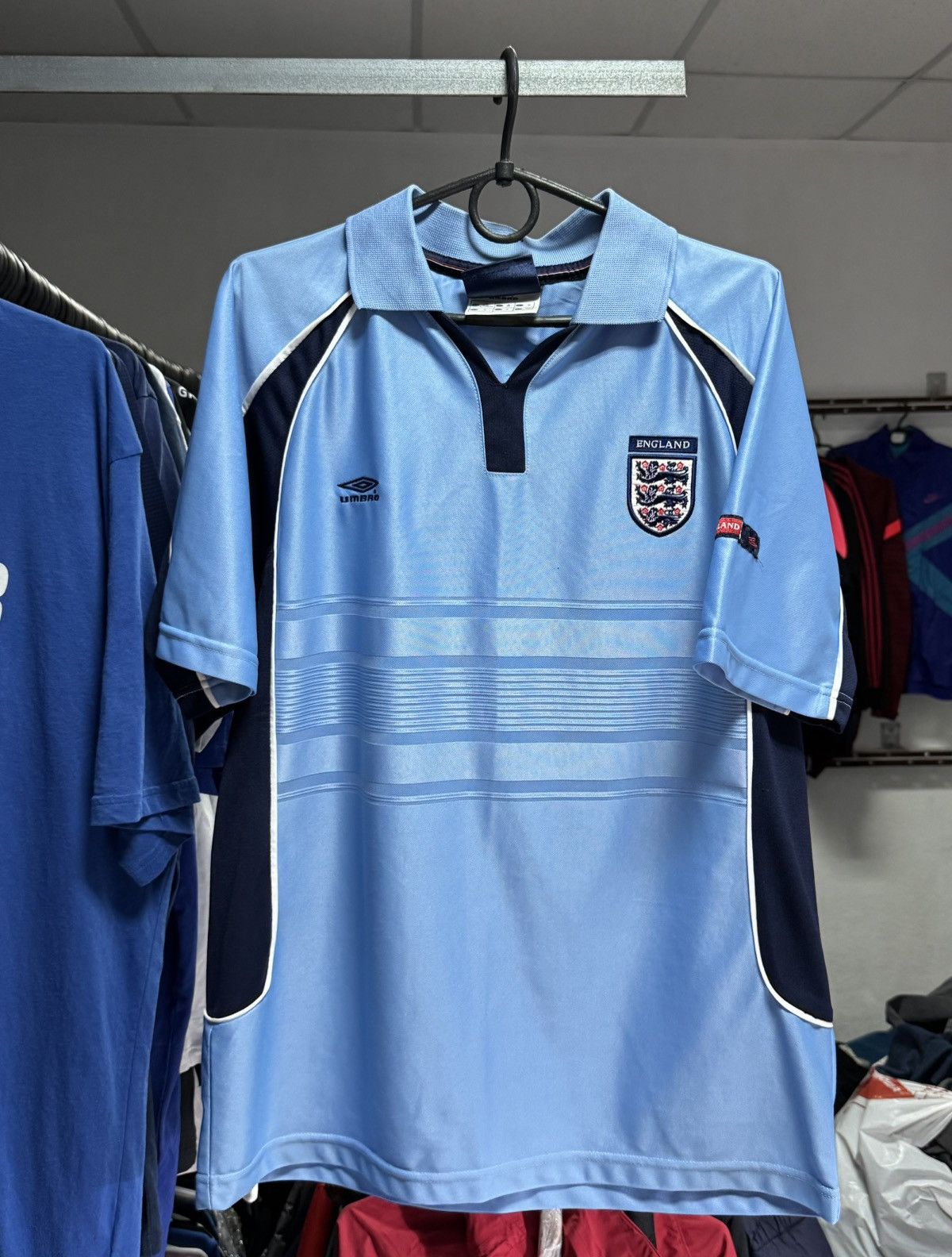 Umbro Umbro England Team Vintage Soccer Training Jersey 2000/2001 Size US M / EU 48-50 / 2 - 1 Thumbnail