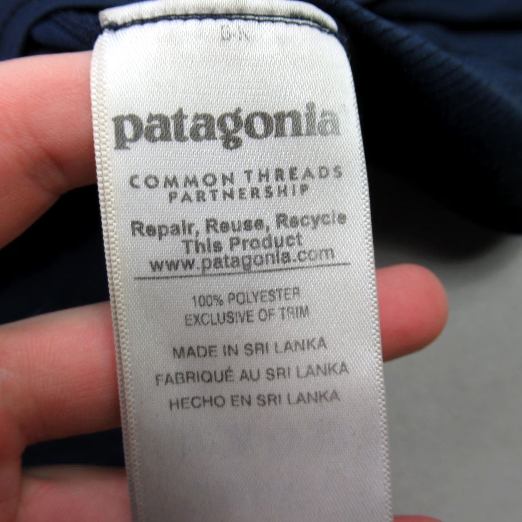Patagonia Patagonia Shirt Mens Small Blue Short Sleeve Crew Neck Outdoors Casual Size US S / EU 44-46 / 1 - 5 Thumbnail
