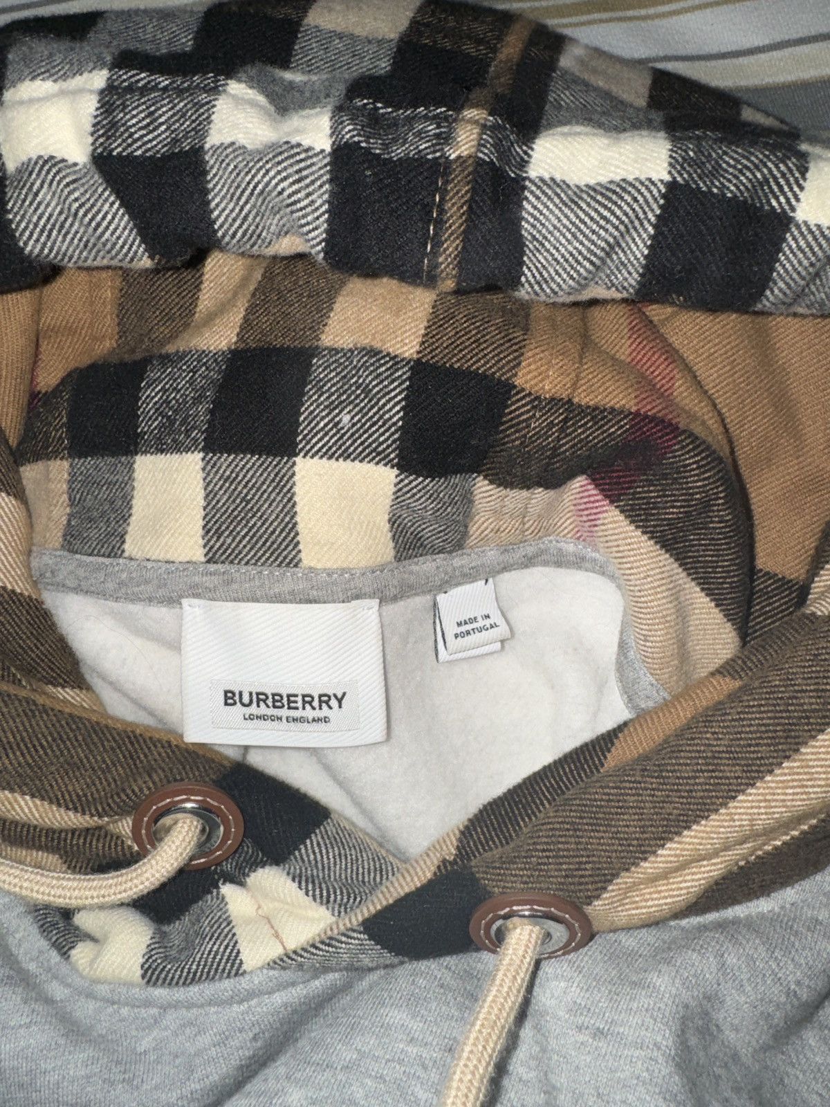 Burberry Burberry Hoodie From NYC Store Size US L / EU 52-54 / 3 - 7 Thumbnail