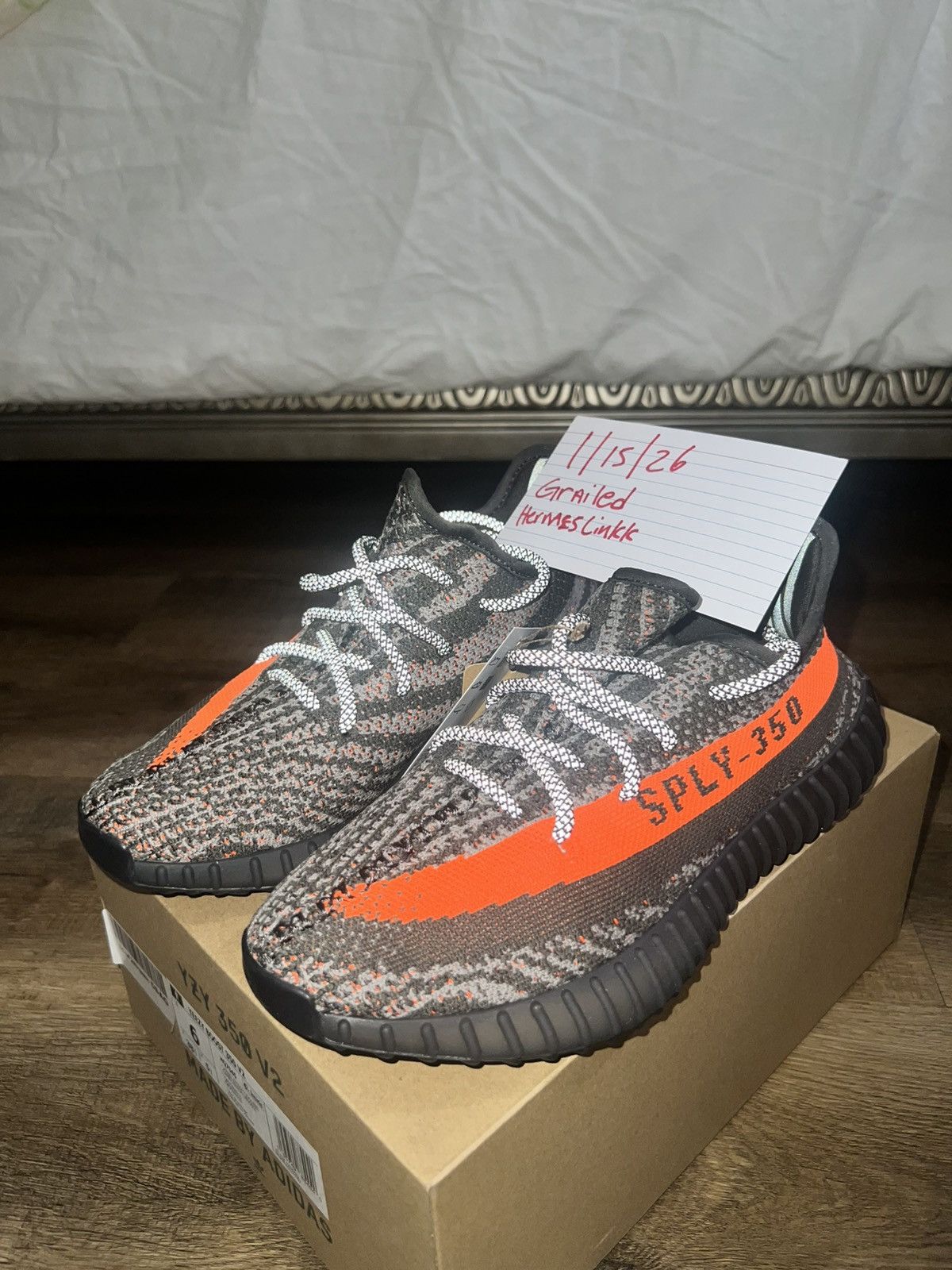 Yeezy Yeezy Boost 350 V2 Size US 6 / EU 39 - 2 Thumbnail