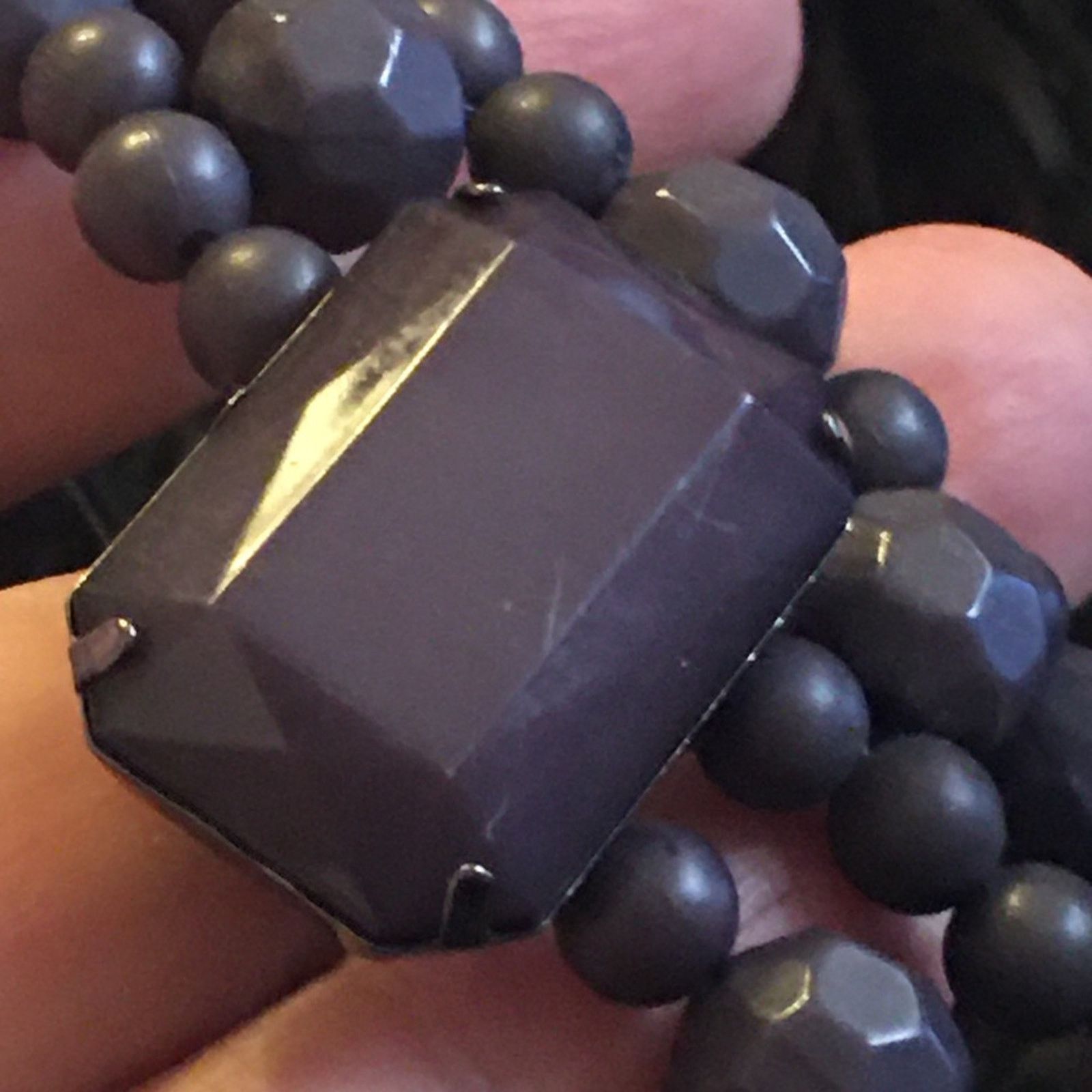 Jewelry Dark plum faceted plastic stone necklace Size ONE SIZE - 6 Thumbnail